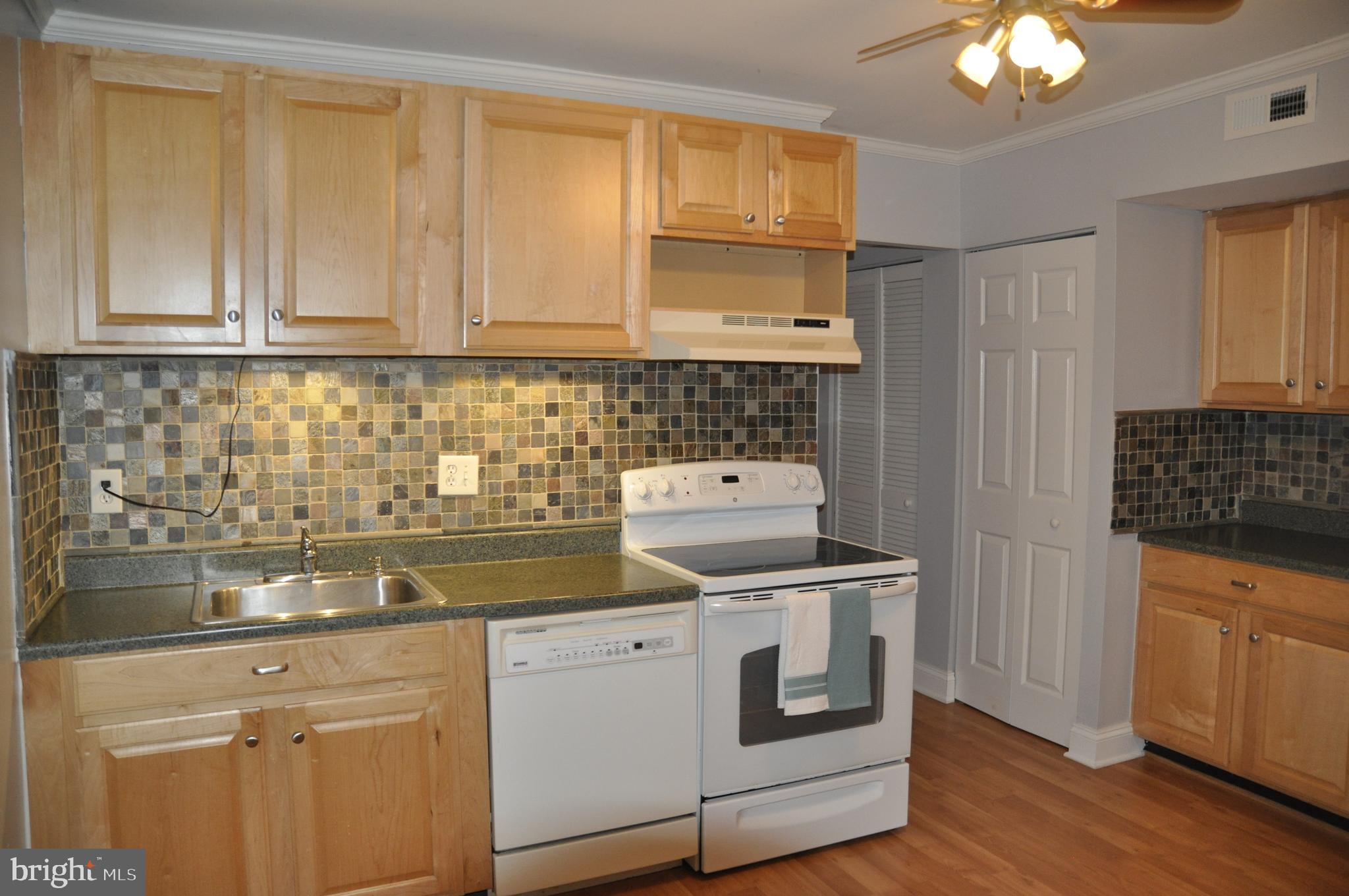 HAWTHORNE VILLAGE - Residential