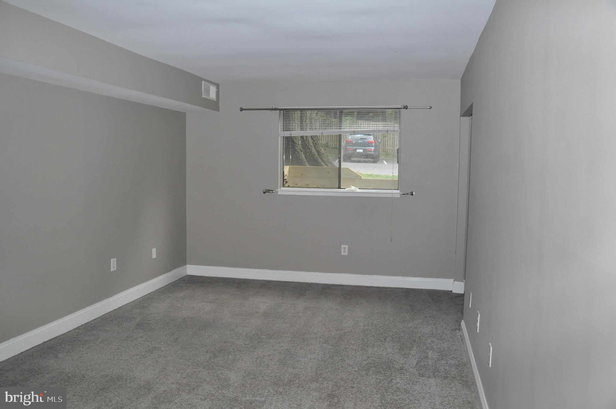 HAWTHORNE VILLAGE - Residential