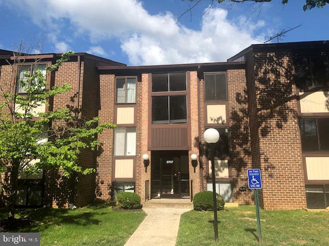 HAWTHORNE VILLAGE - Residential