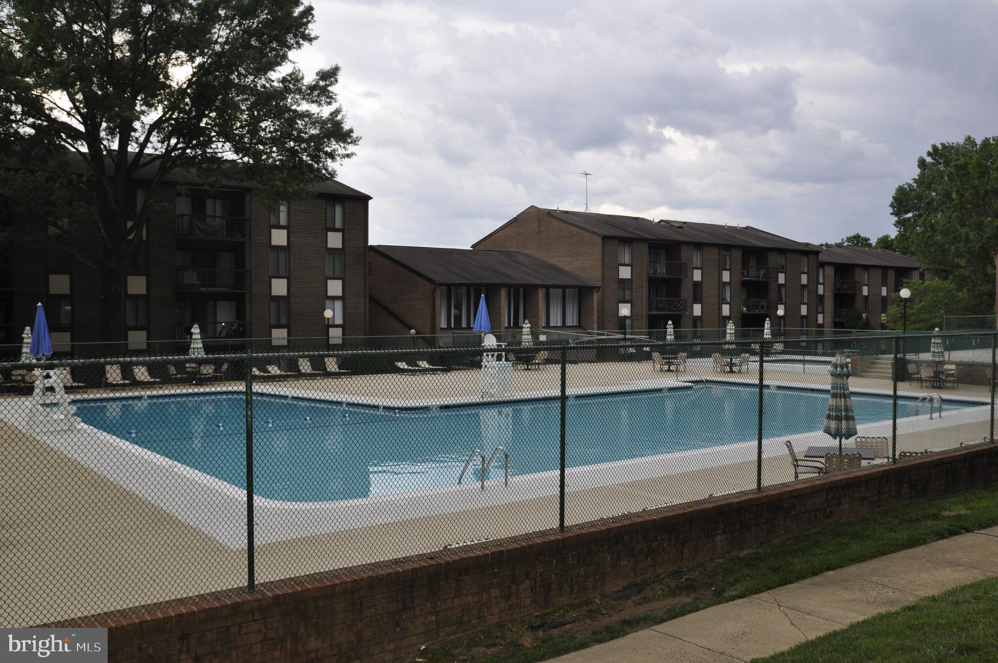 HAWTHORNE VILLAGE - Residential