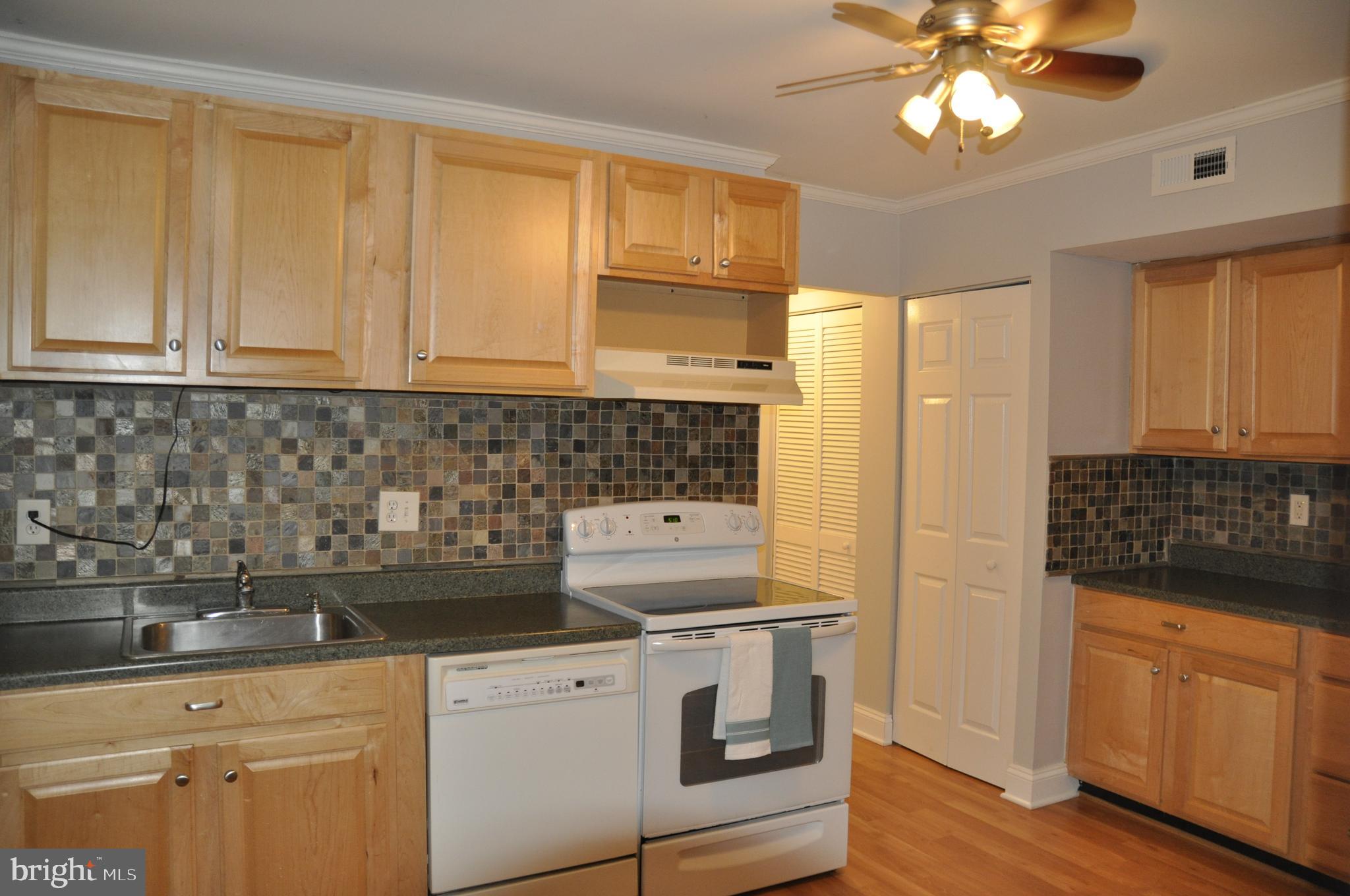 HAWTHORNE VILLAGE - Residential