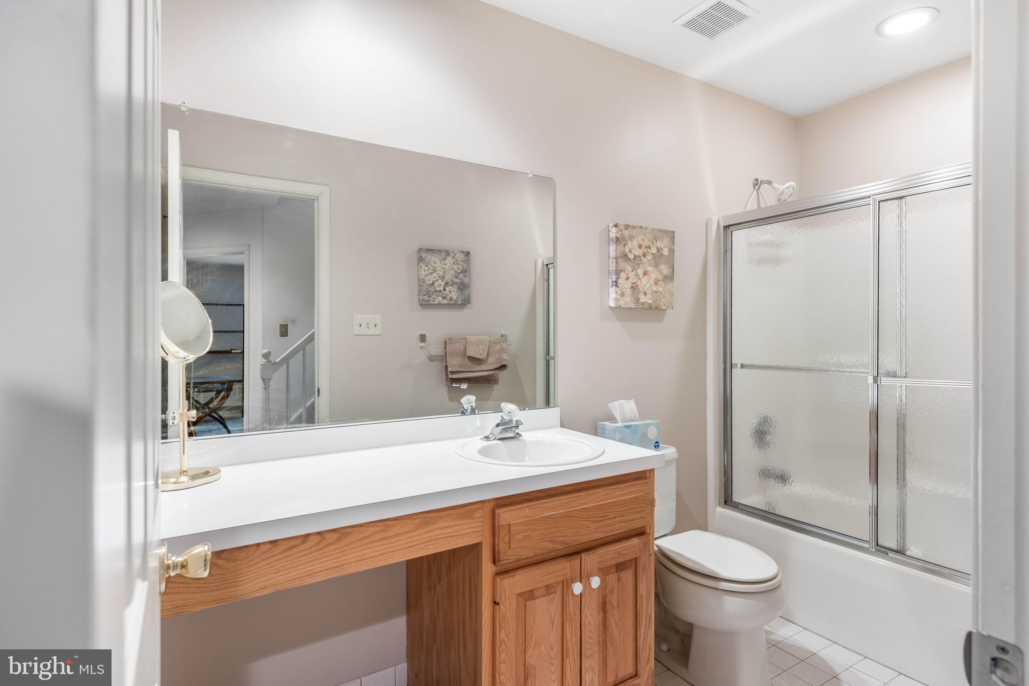 MEWS AT VALLEY FOR - Residential