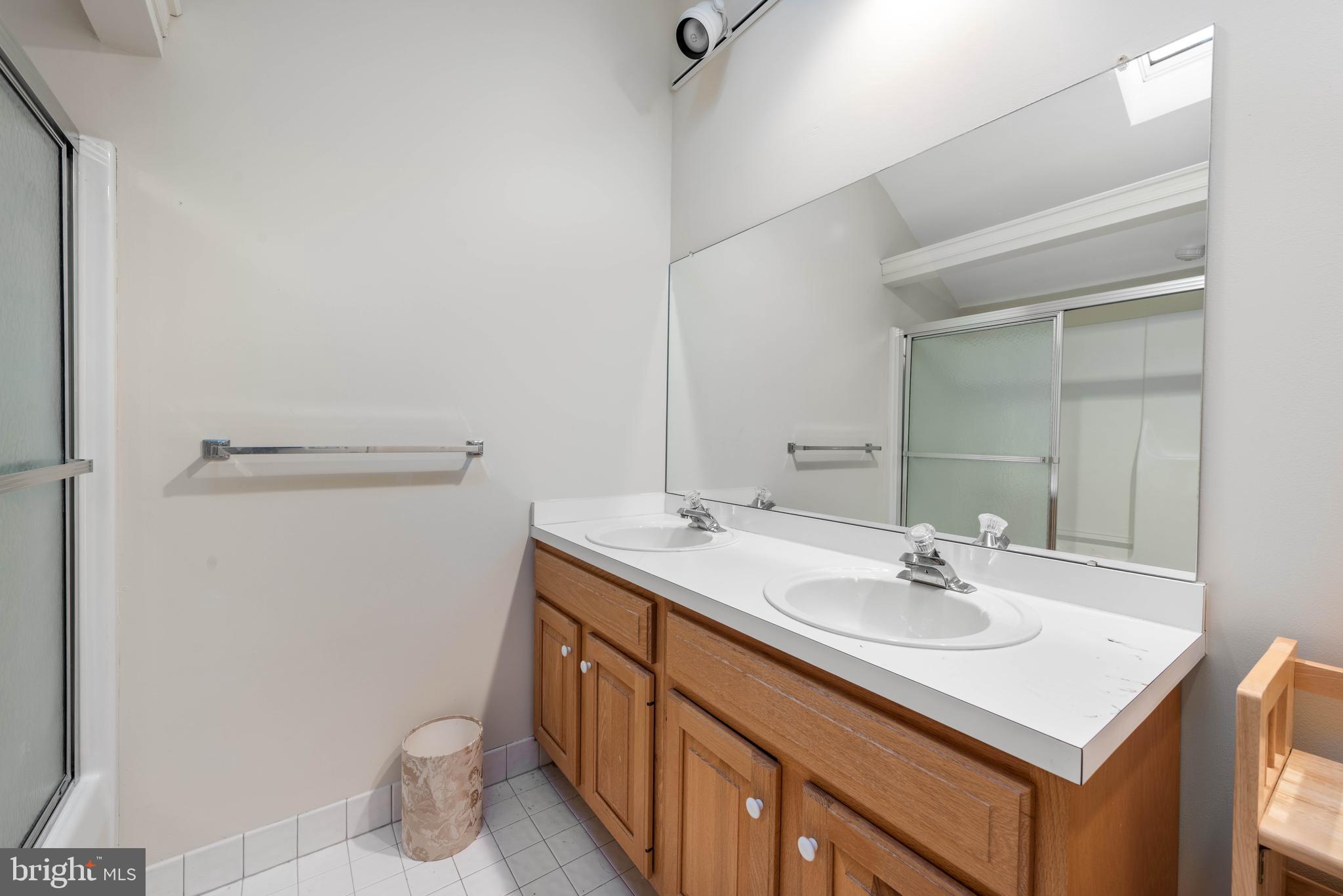 MEWS AT VALLEY FOR - Residential