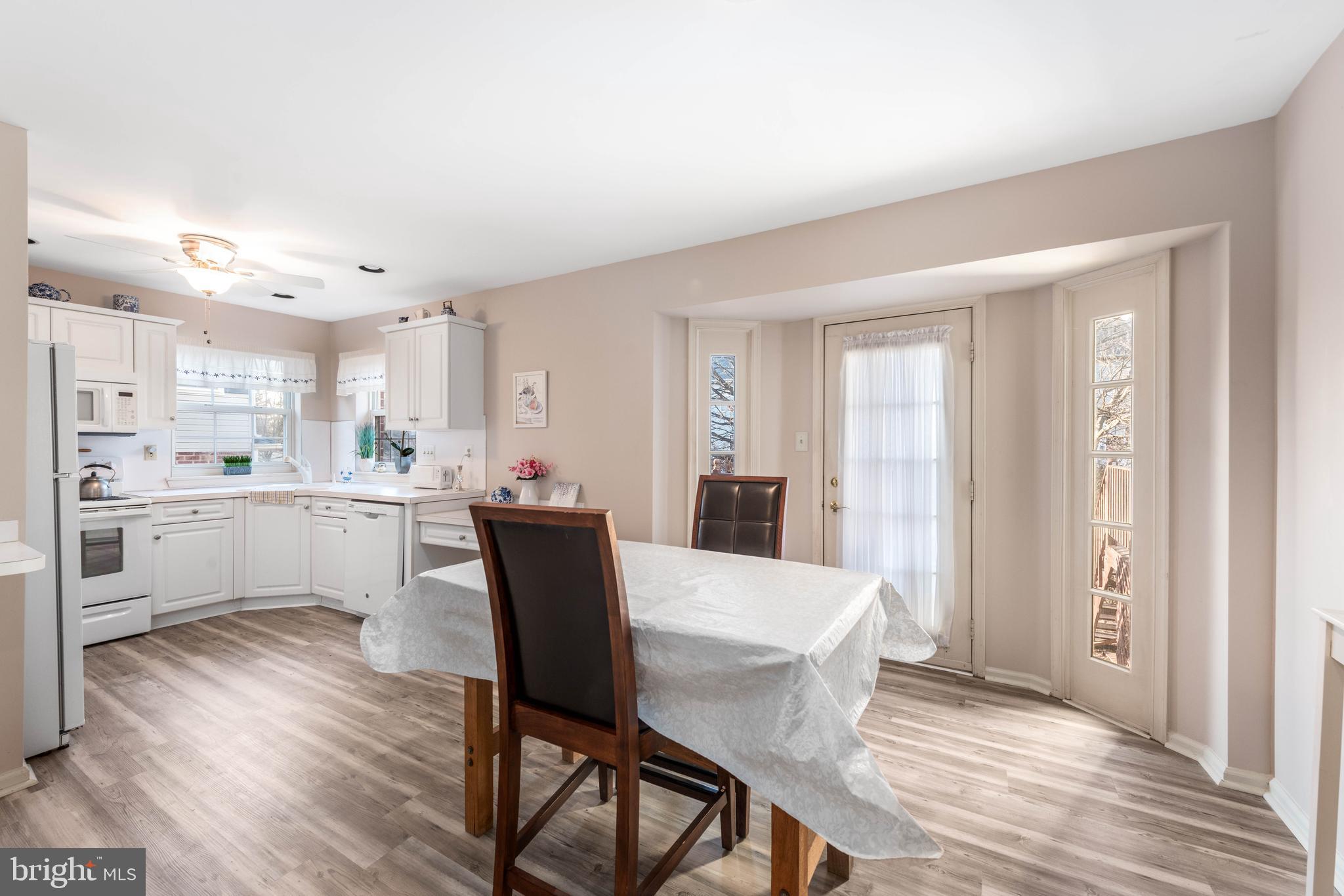 MEWS AT VALLEY FOR - Residential