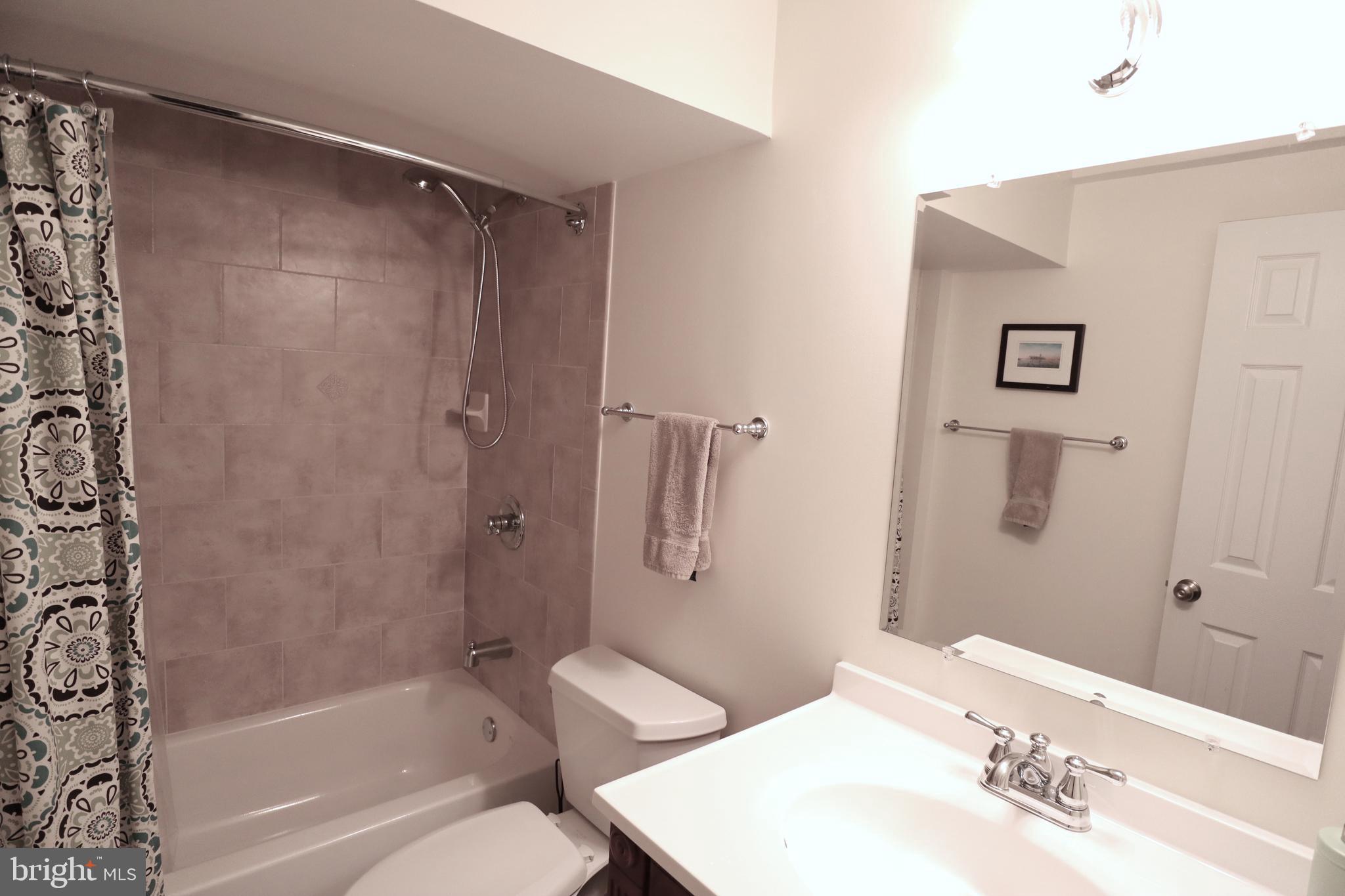 CASCADES/POTOMAC - Residential