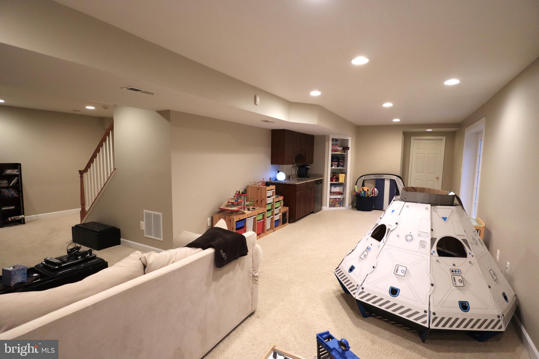 CASCADES/POTOMAC - Residential