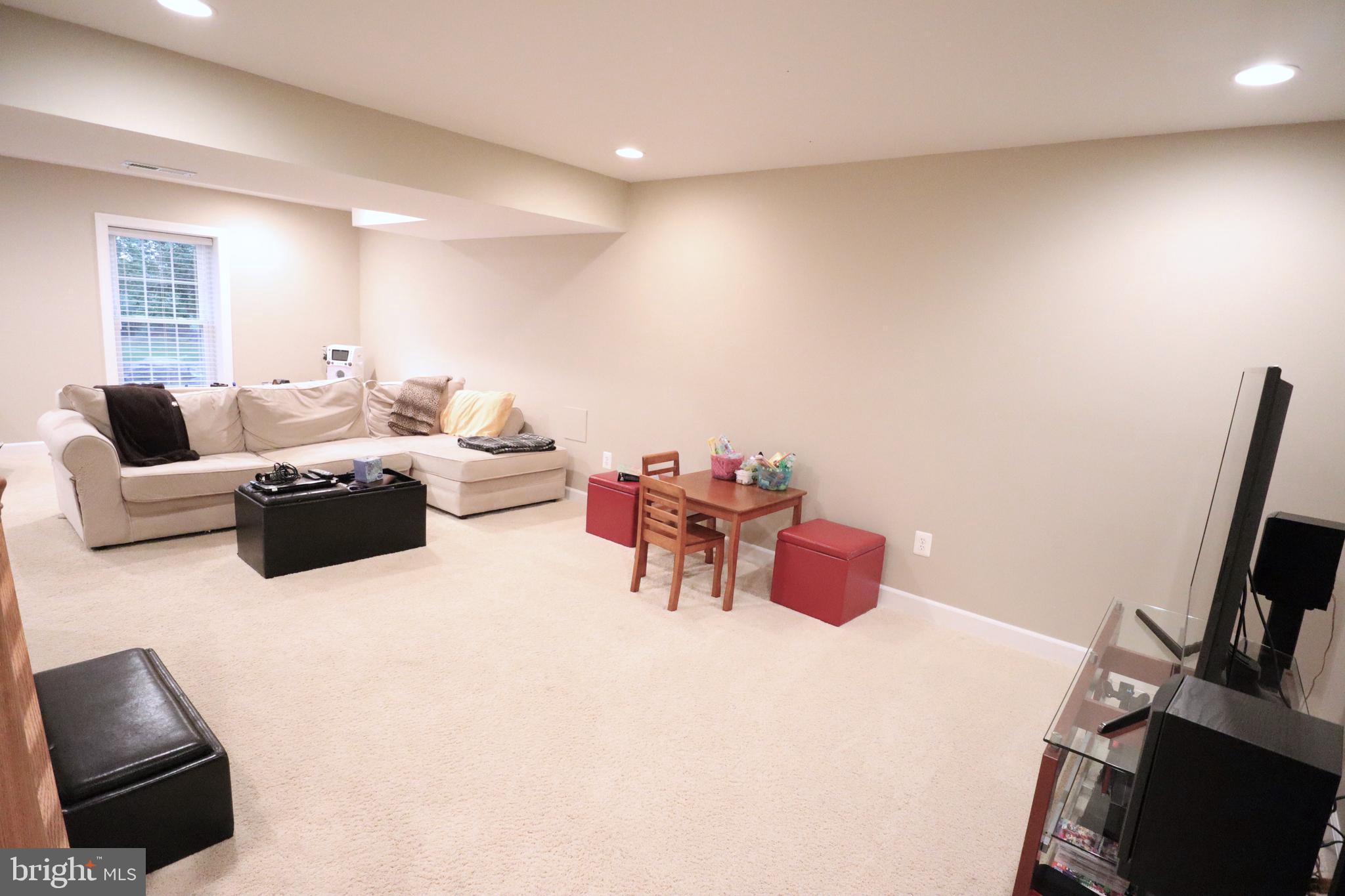 CASCADES/POTOMAC - Residential