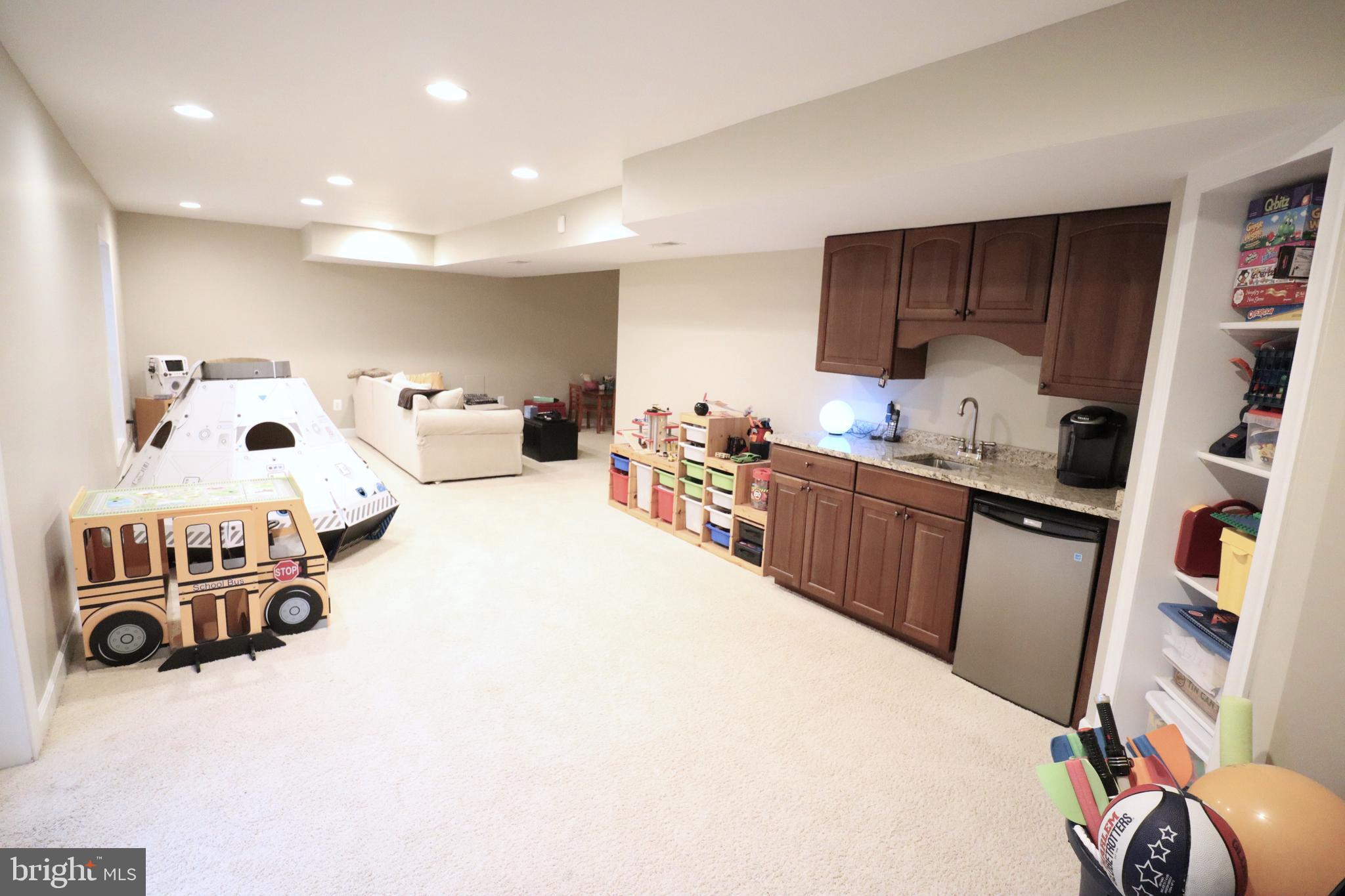 CASCADES/POTOMAC - Residential