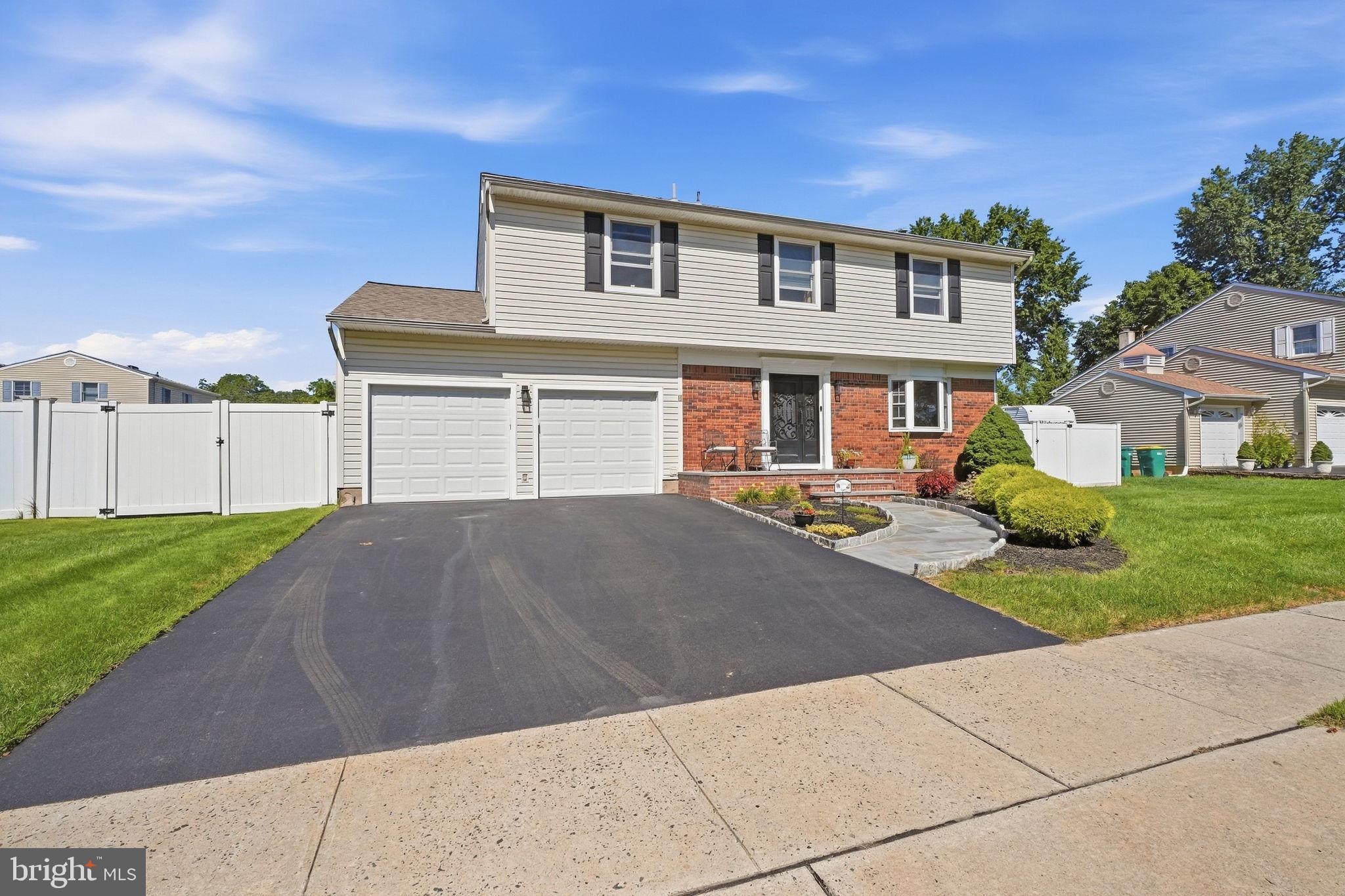 8 NANCIA DRIVE