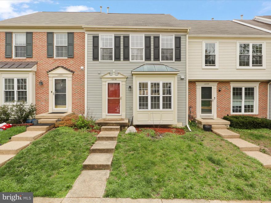 Available for immediate delivery. Beautiful move in ready home. 3 level townhome. This home is clean and ready for a new occupant. All new floors, paint, and carpet. Fenced back yard. Primary bedroom with attached primary bathroom. Basement has a gas fireplace. Minimum 12 month lease. $400 pet deposit. $50 monthly pet rental fee. Home is professionally managed. Please apply online with RentSpree. Please schedule showing requests online. Please remove shoes when showing.