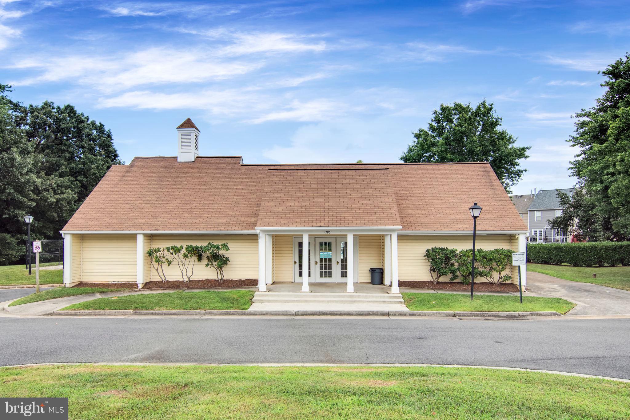 ROLLING BROOK - Residential Lease