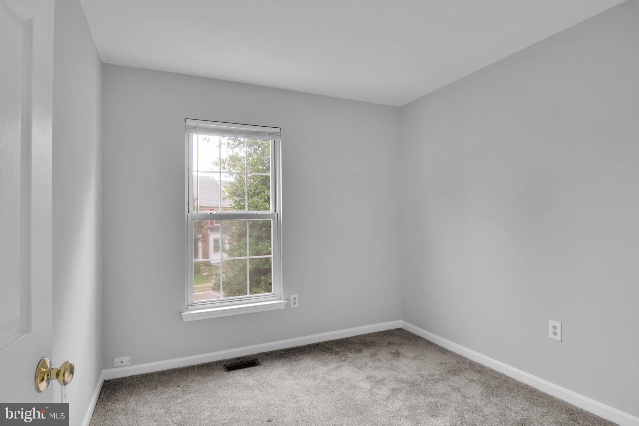 ROLLING BROOK - Residential Lease