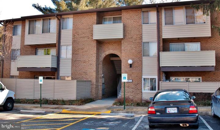 THOMAS CHOICE GARDENS - Residential Lease