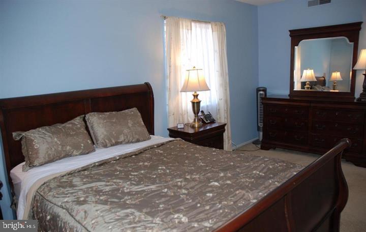 THOMAS CHOICE GARDENS - Residential Lease