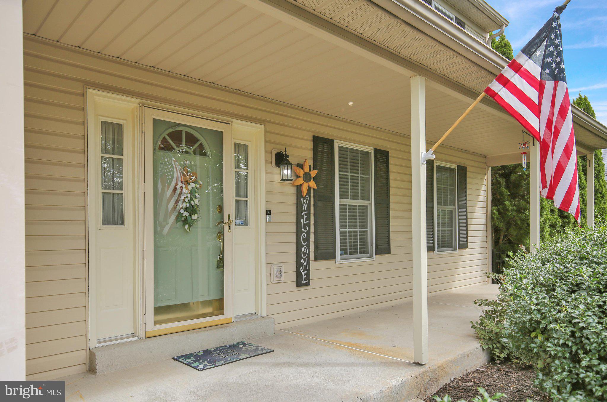 705 MEADOWCREST LANE