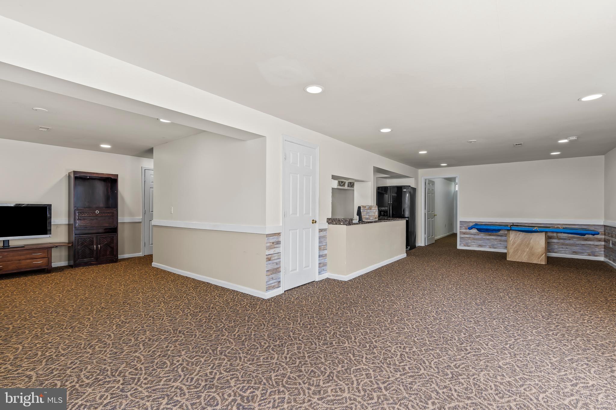 KINGS SQUARE - Residential