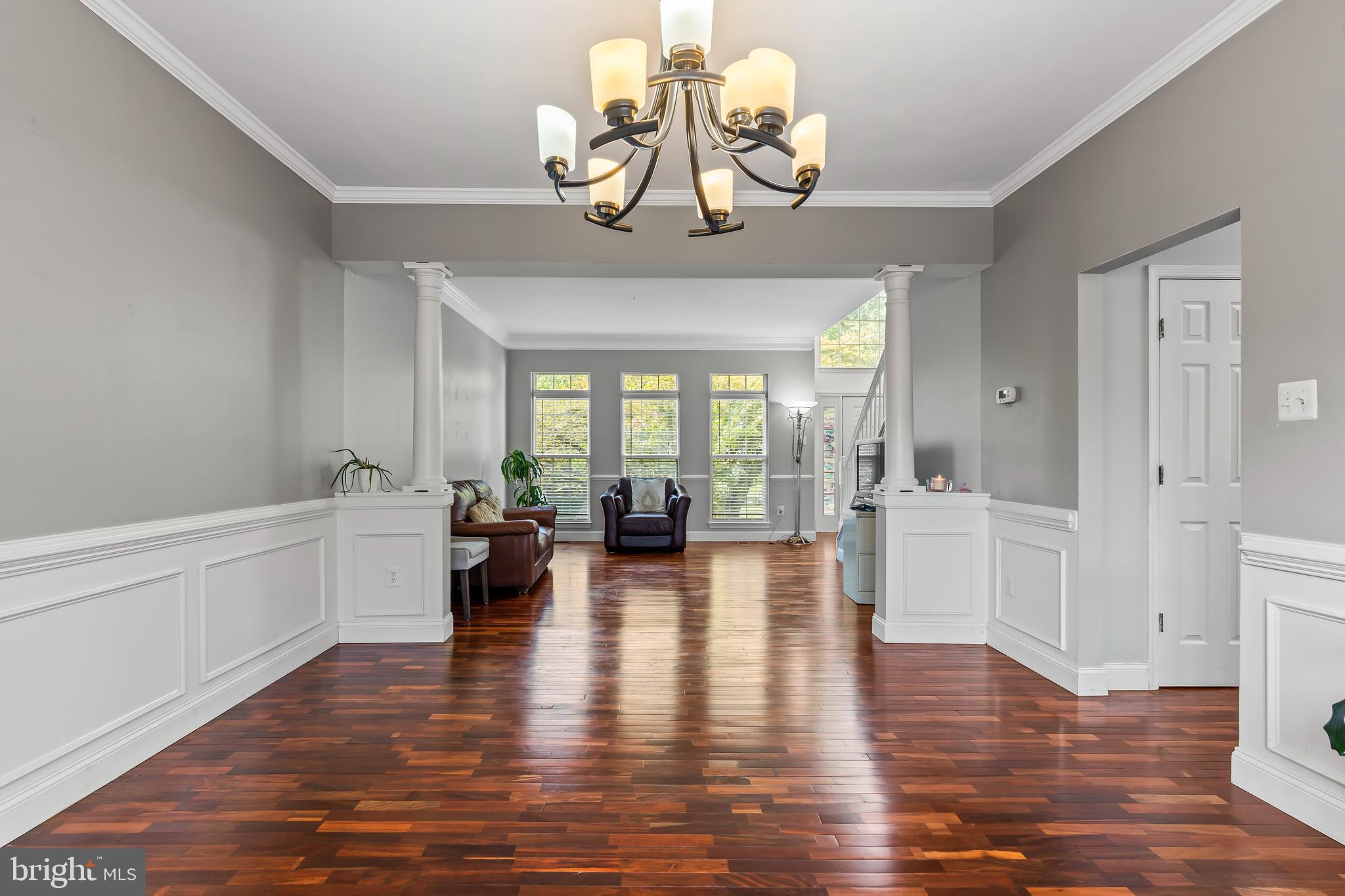 KINGS SQUARE - Residential