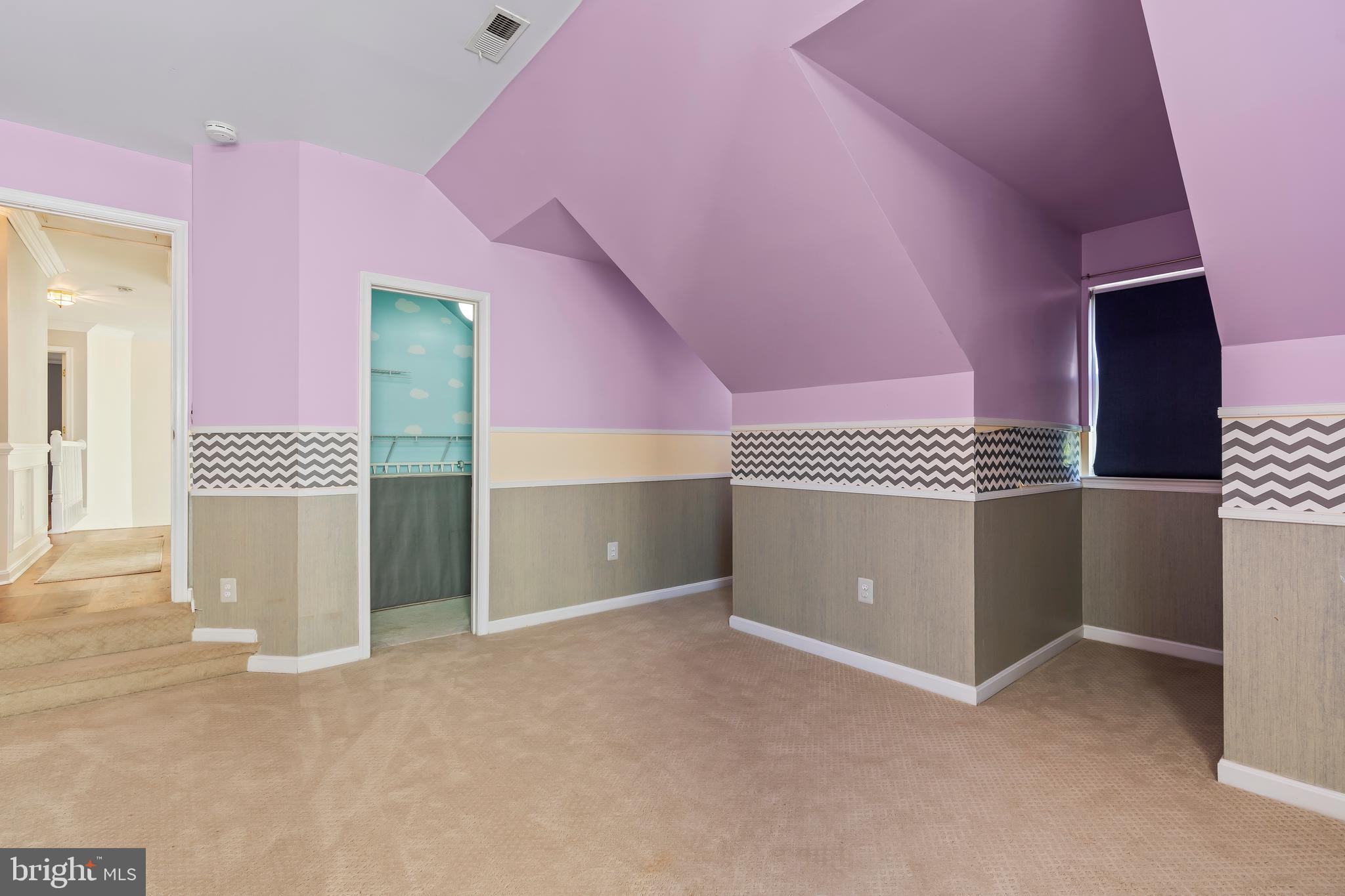 KINGS SQUARE - Residential