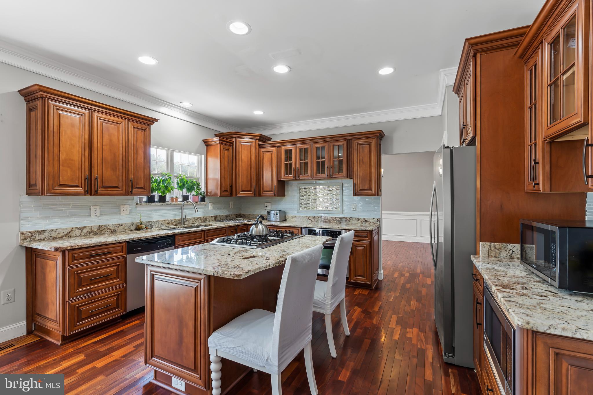 KINGS SQUARE - Residential