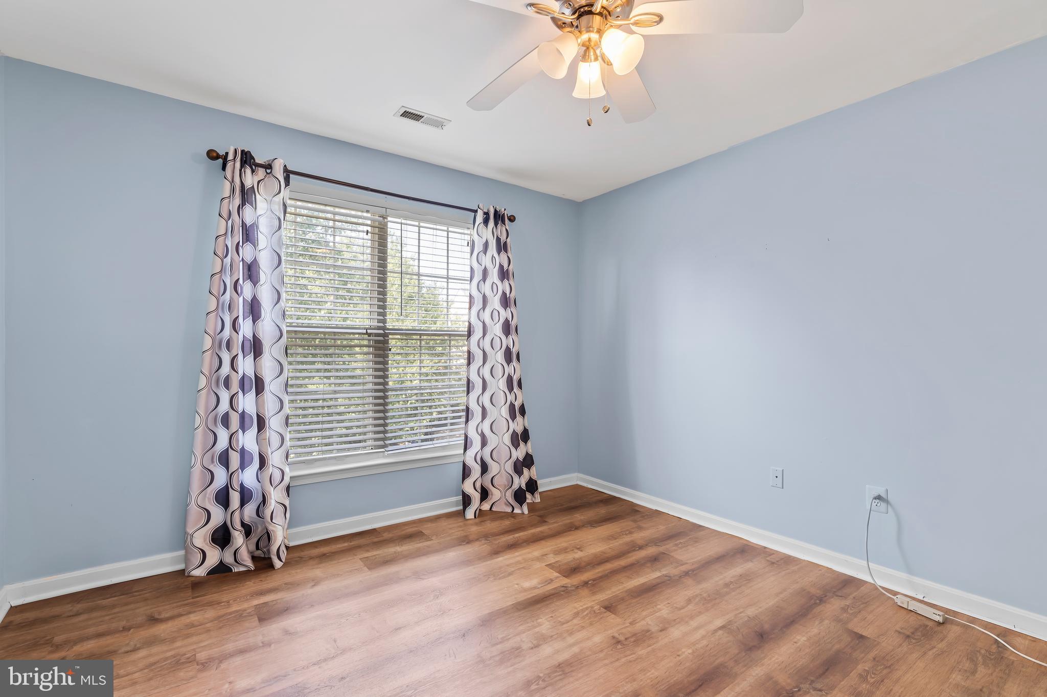 KINGS SQUARE - Residential