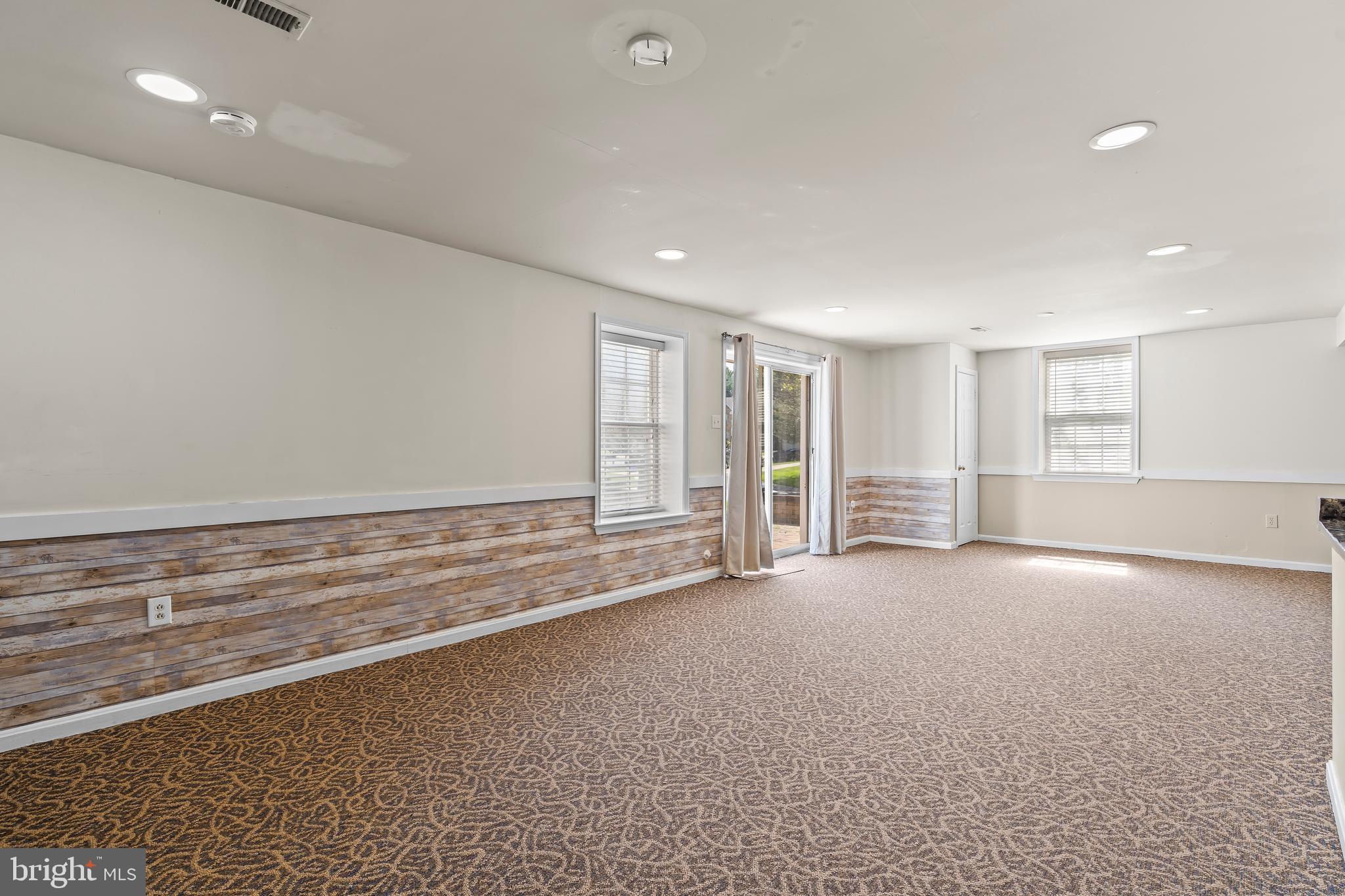 KINGS SQUARE - Residential