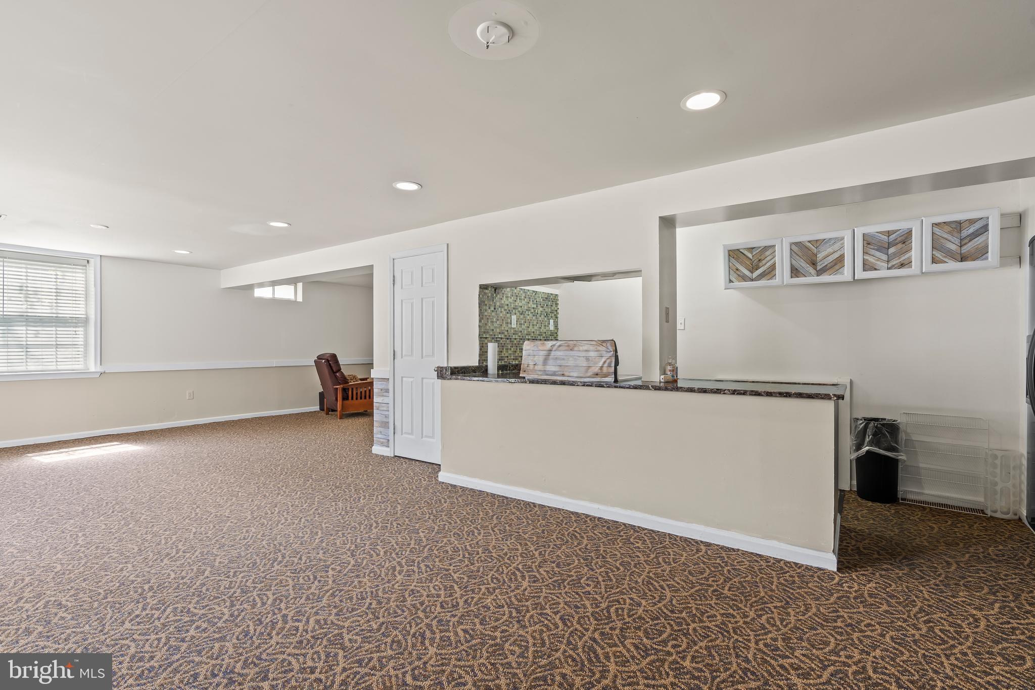 KINGS SQUARE - Residential