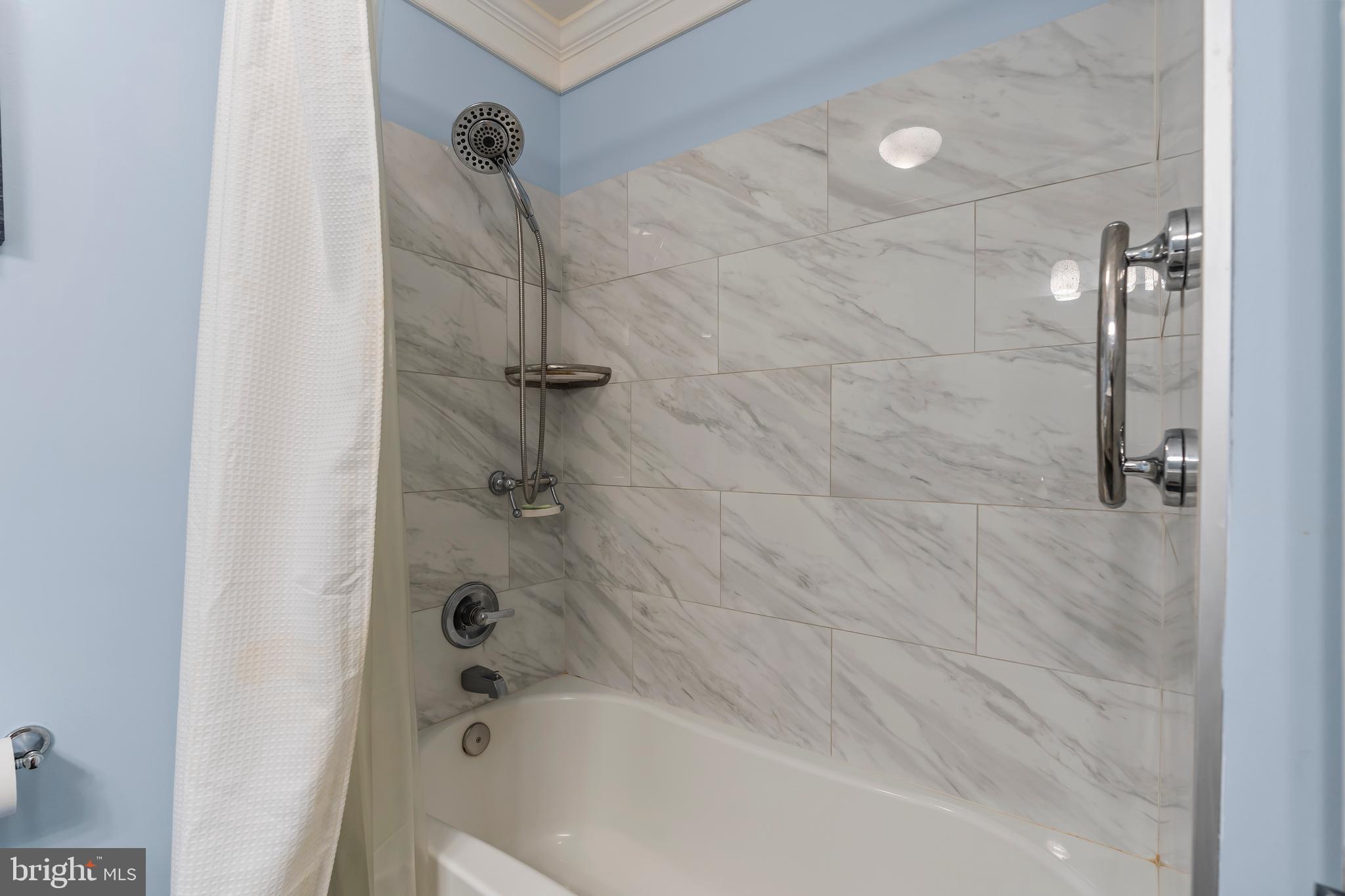 KINGS SQUARE - Residential