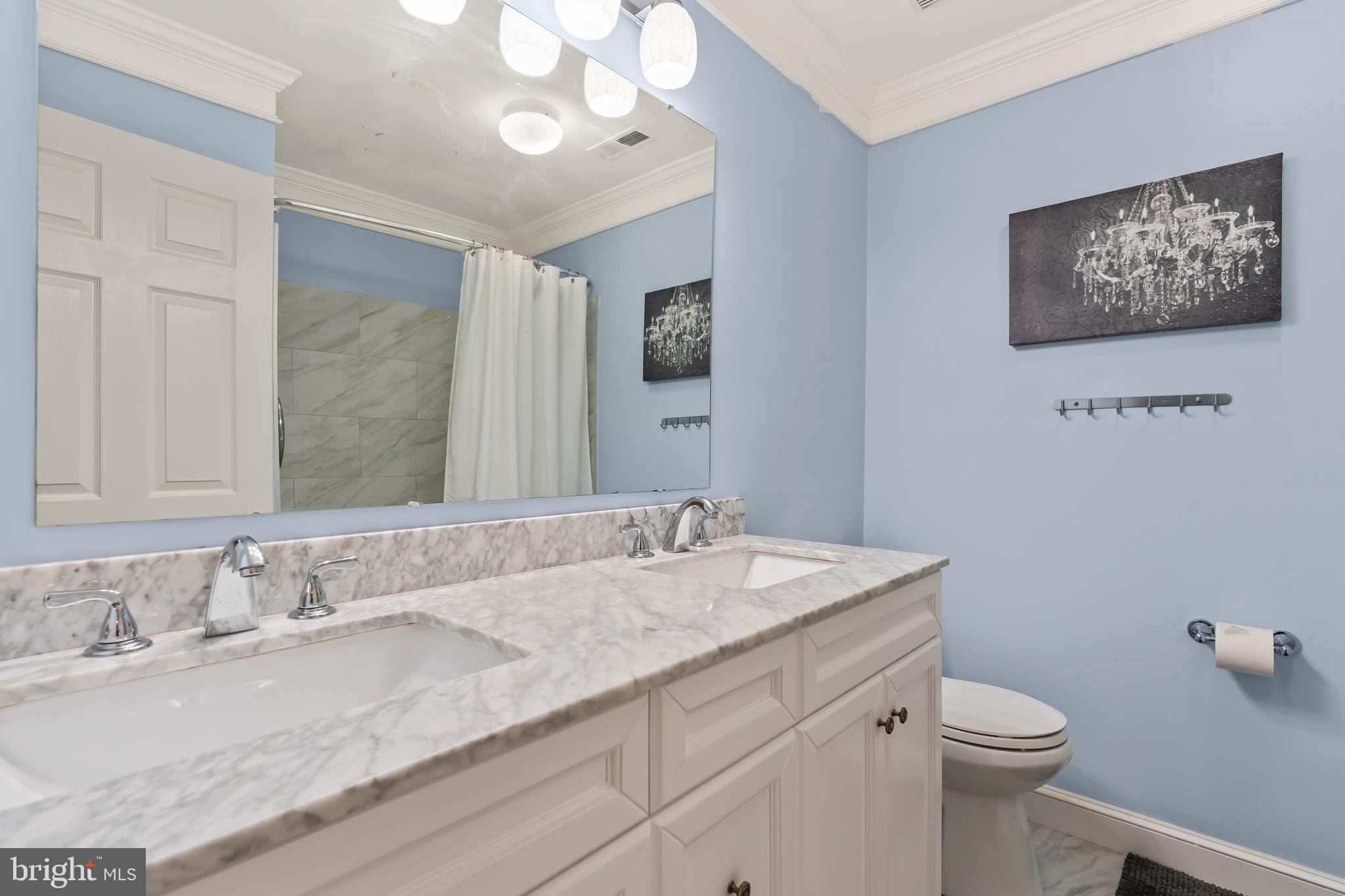 KINGS SQUARE - Residential