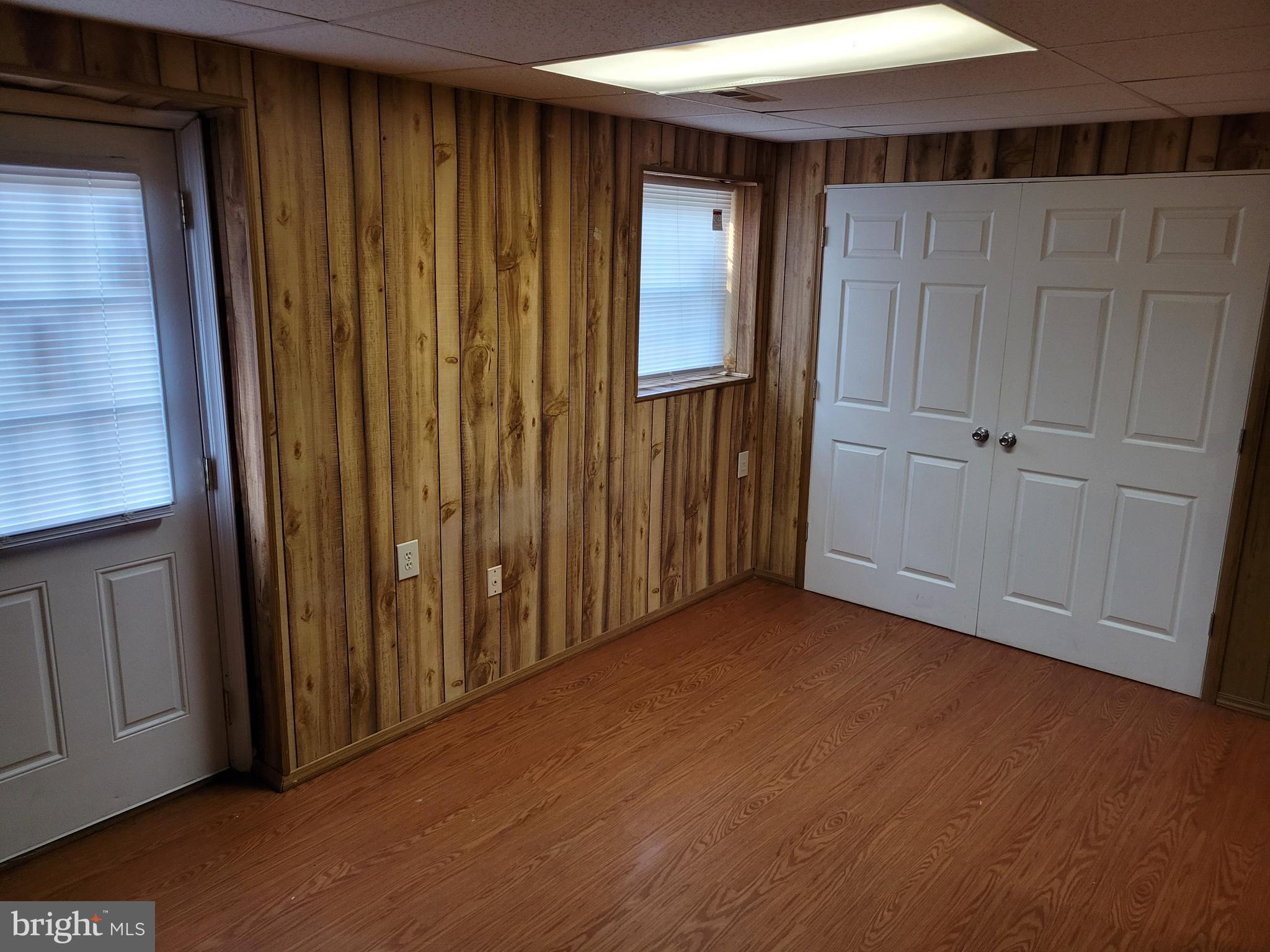 WATERSIDE - Residential