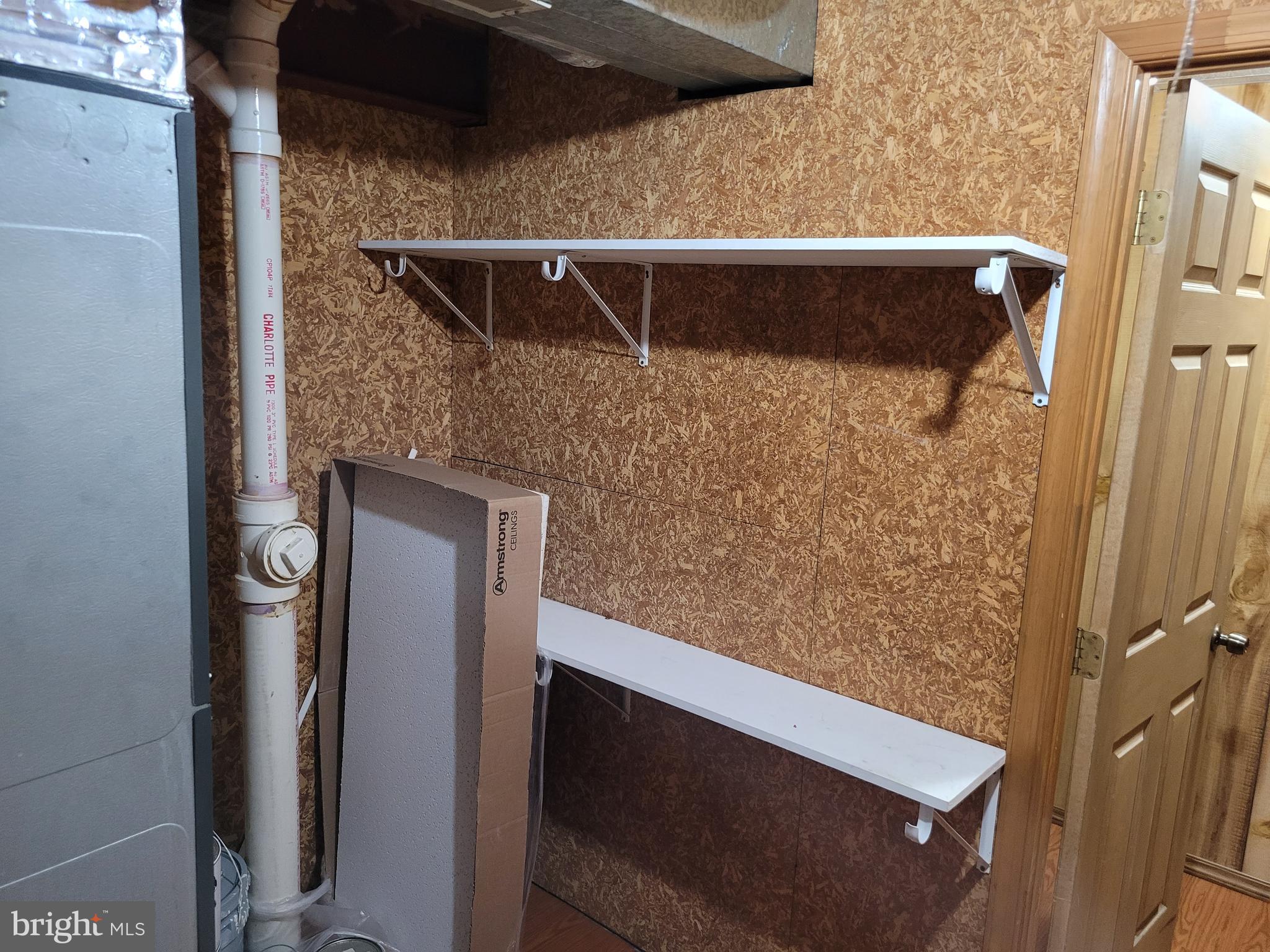 WATERSIDE - Residential