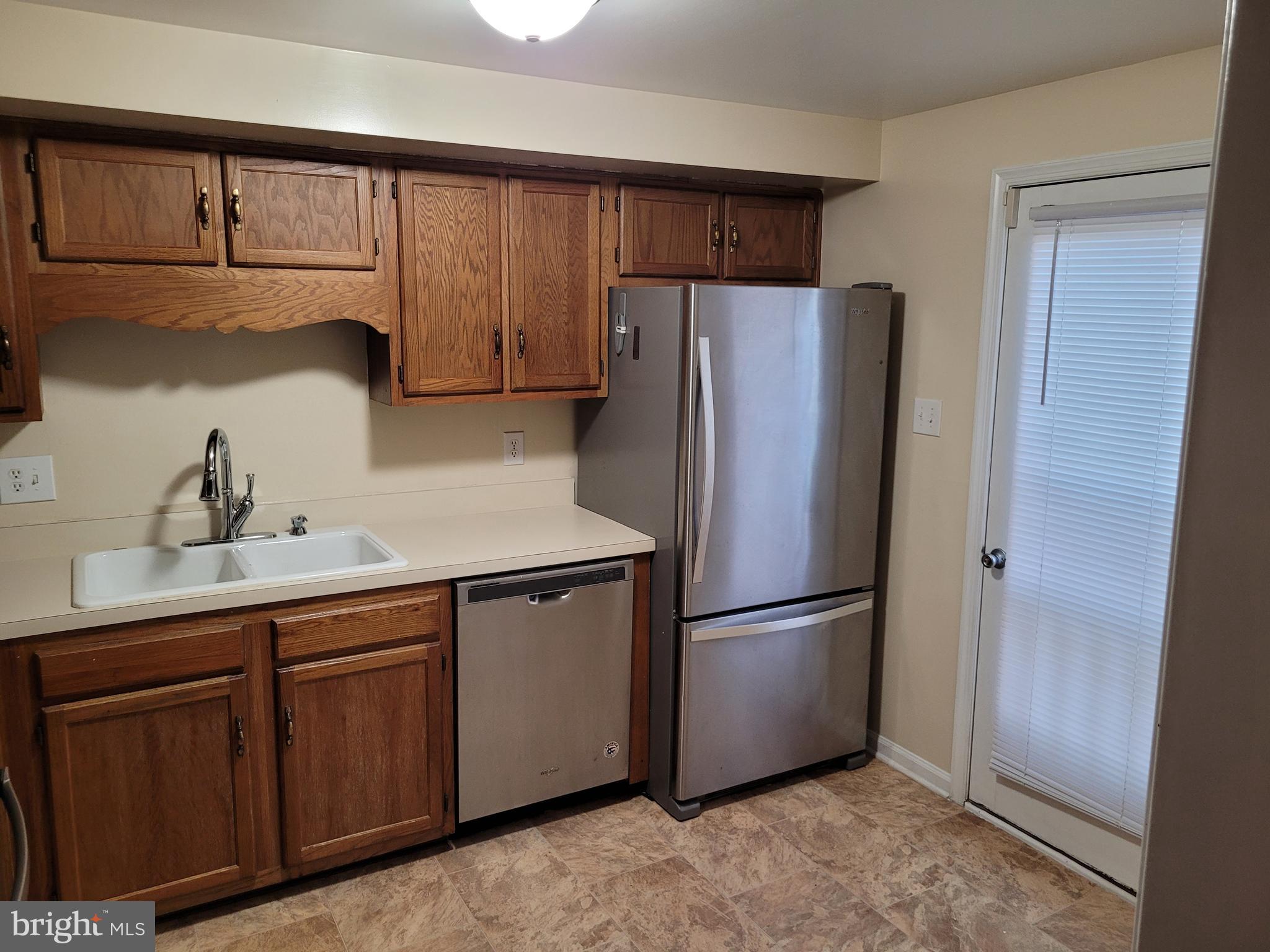 WATERSIDE - Residential