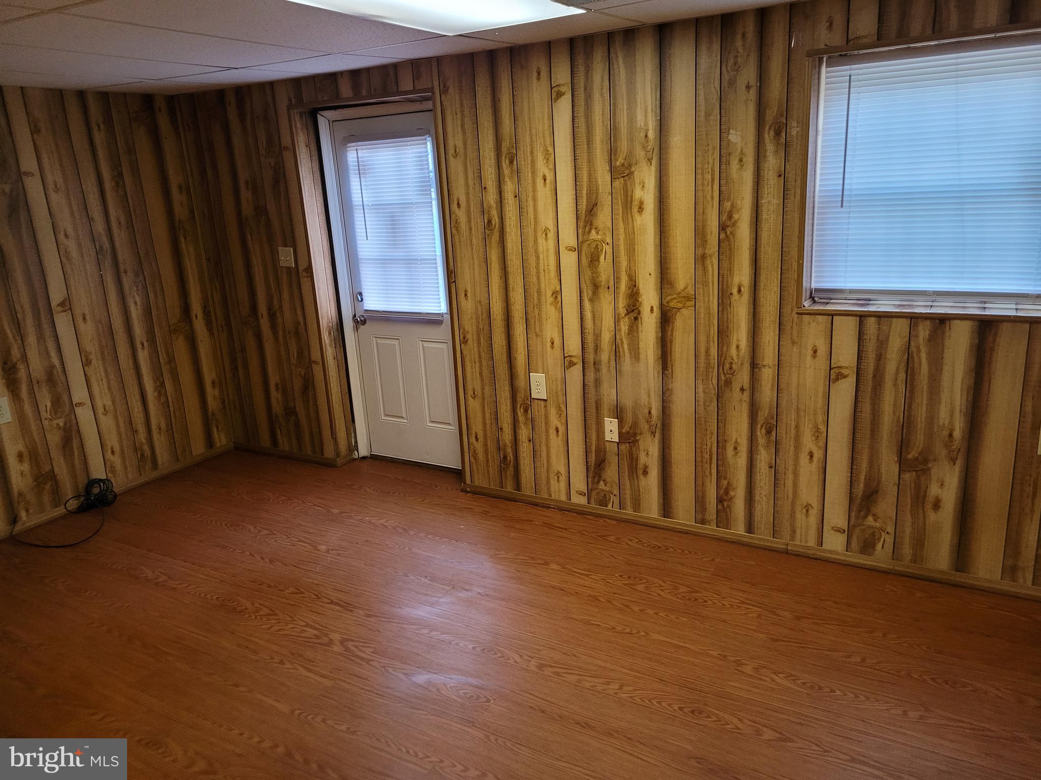 WATERSIDE - Residential