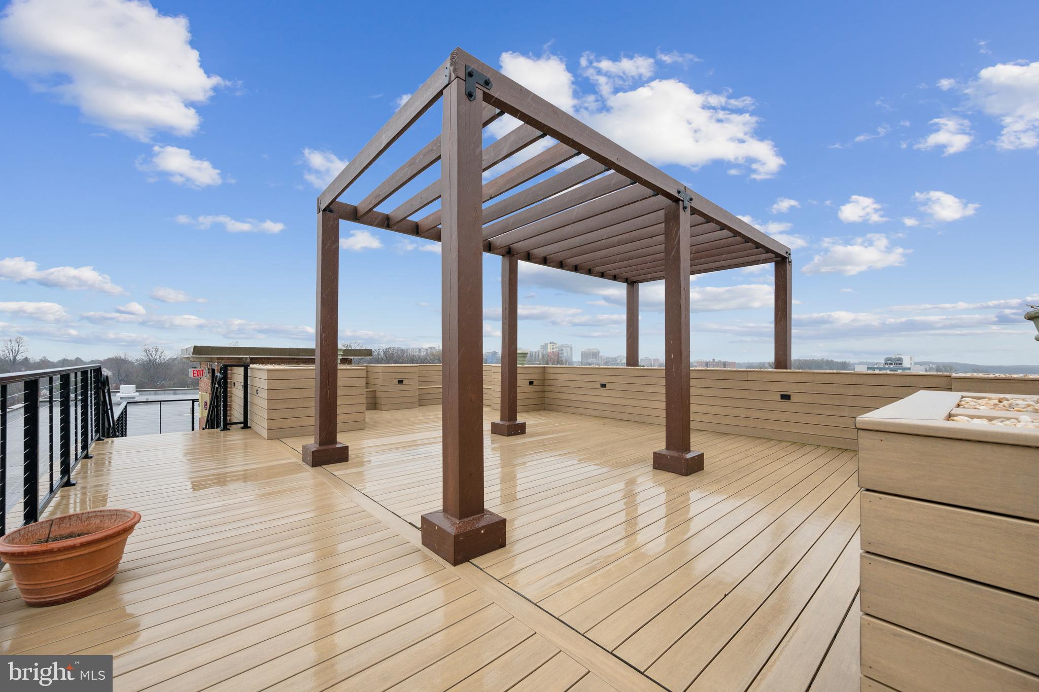 PARK SUTTON CODM - Residential Lease