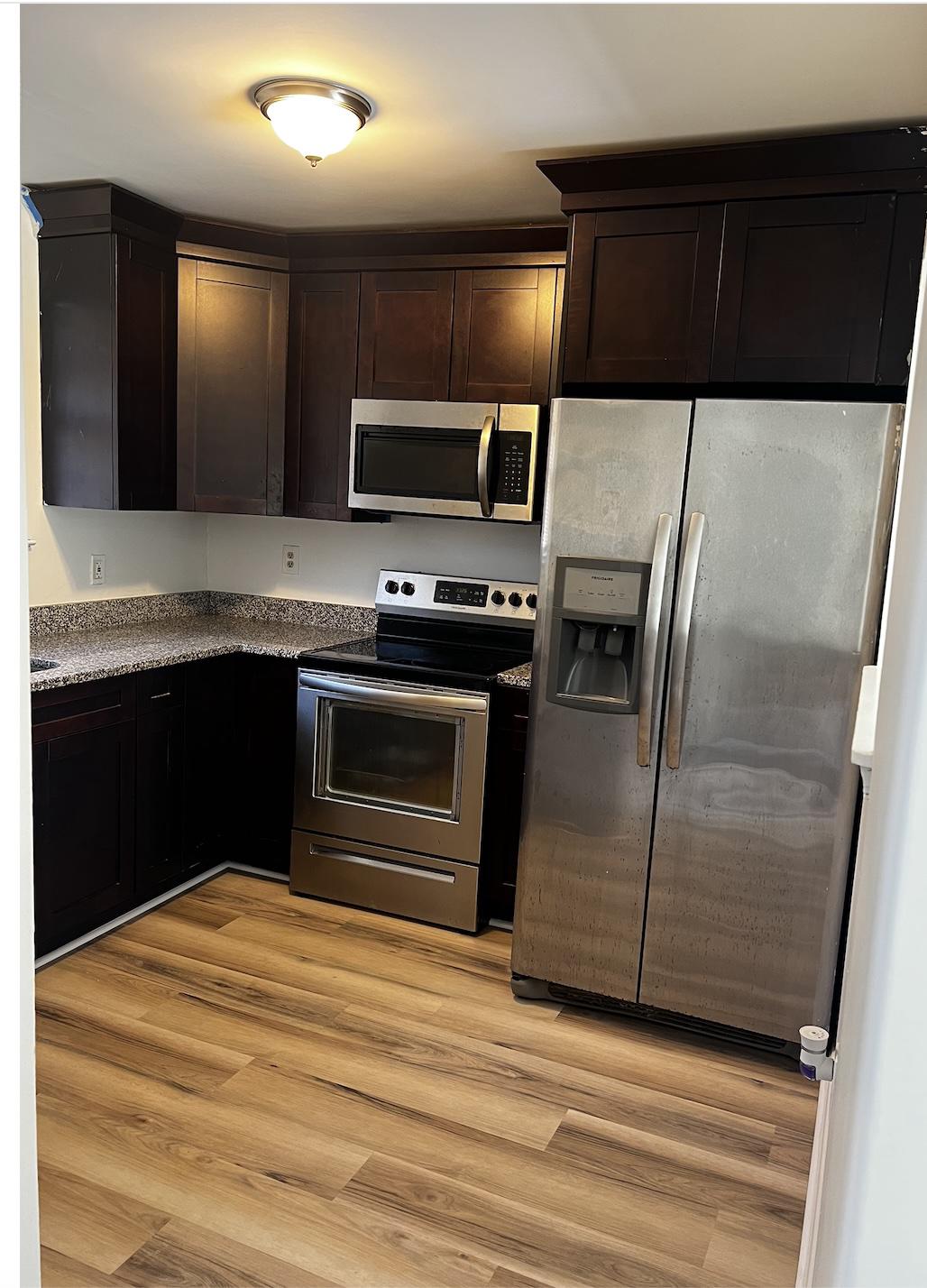 1112 CASTLEHAVEN COURT