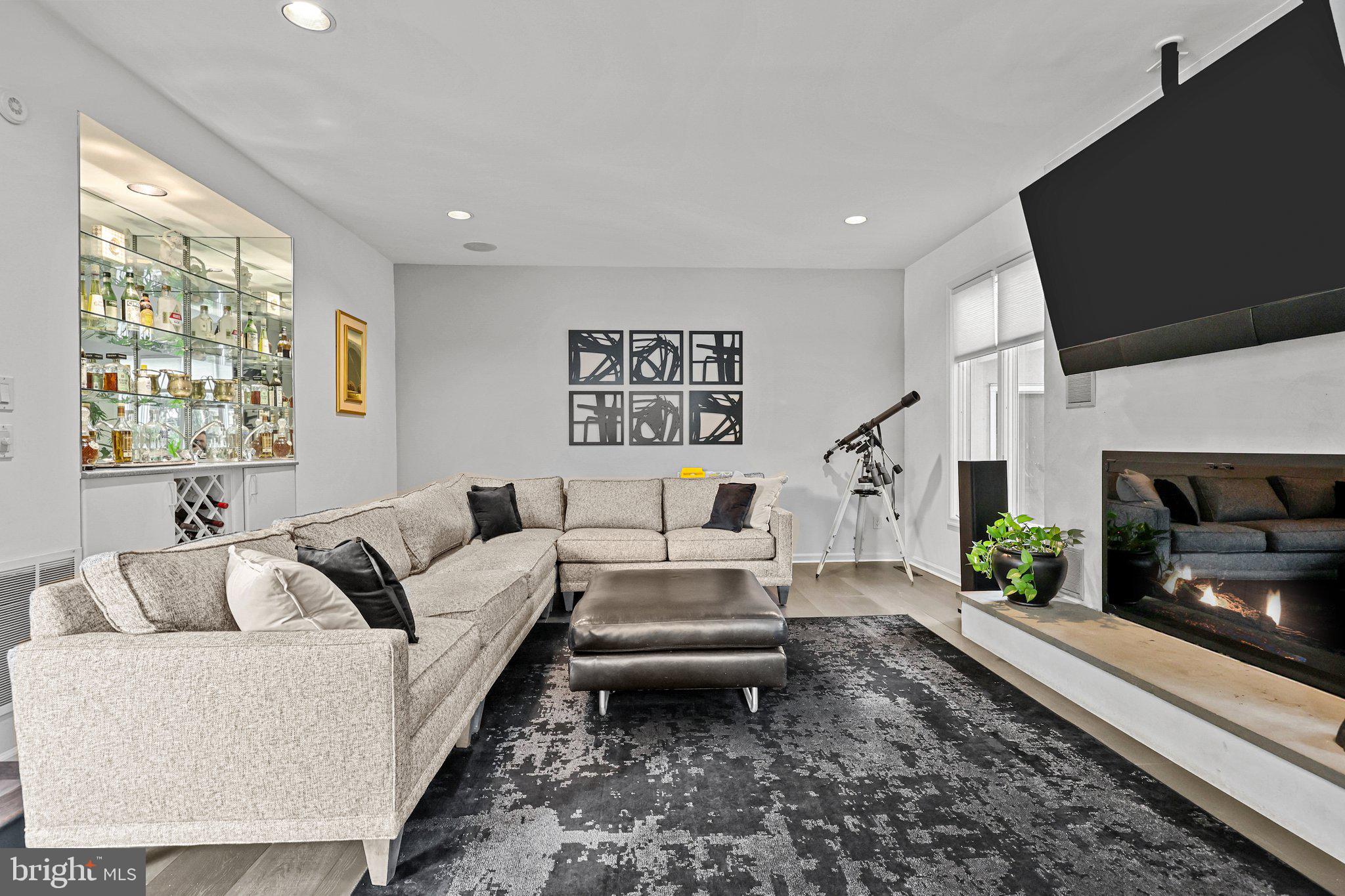 WOODLANDS - Residential