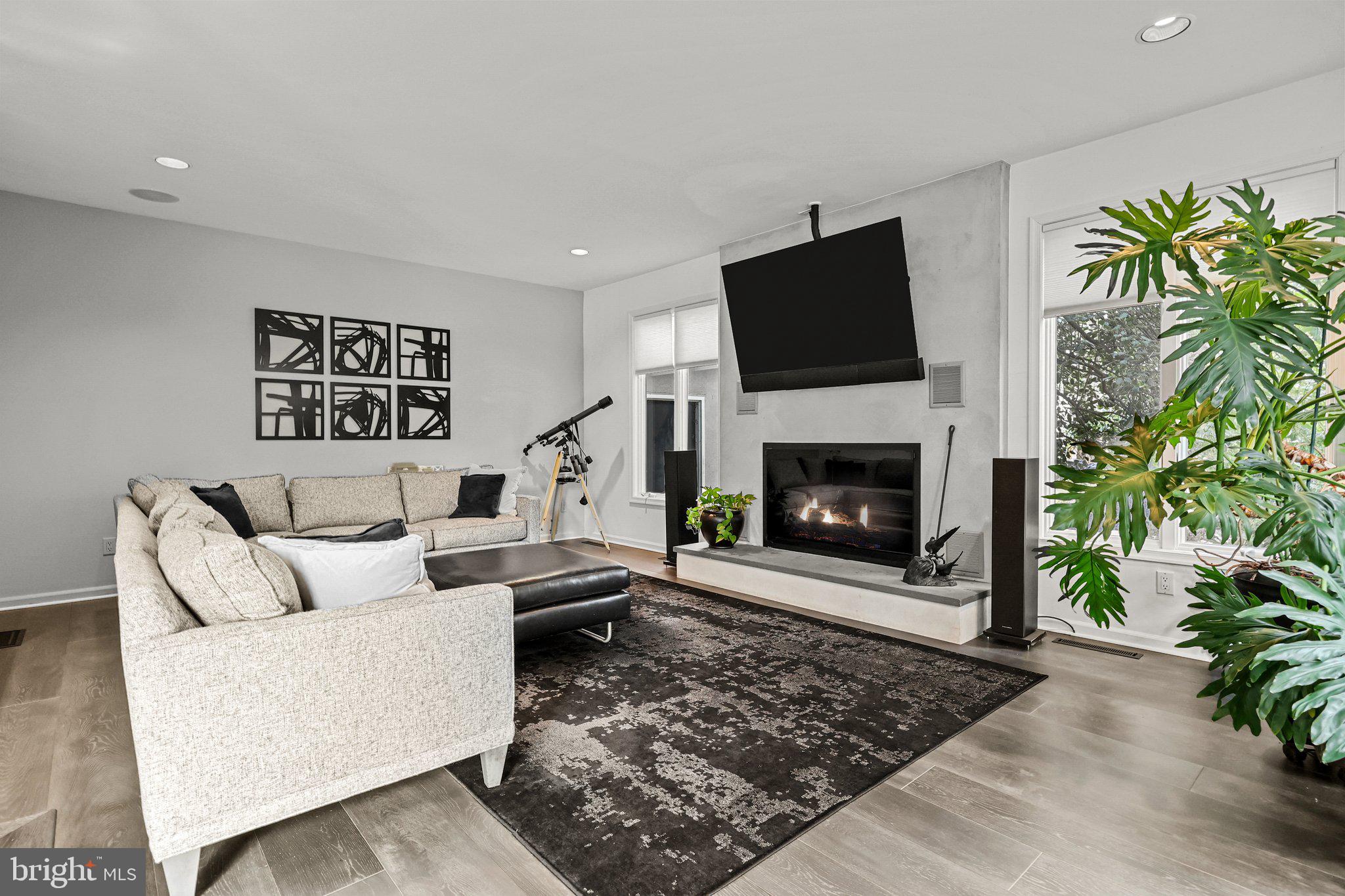 WOODLANDS - Residential