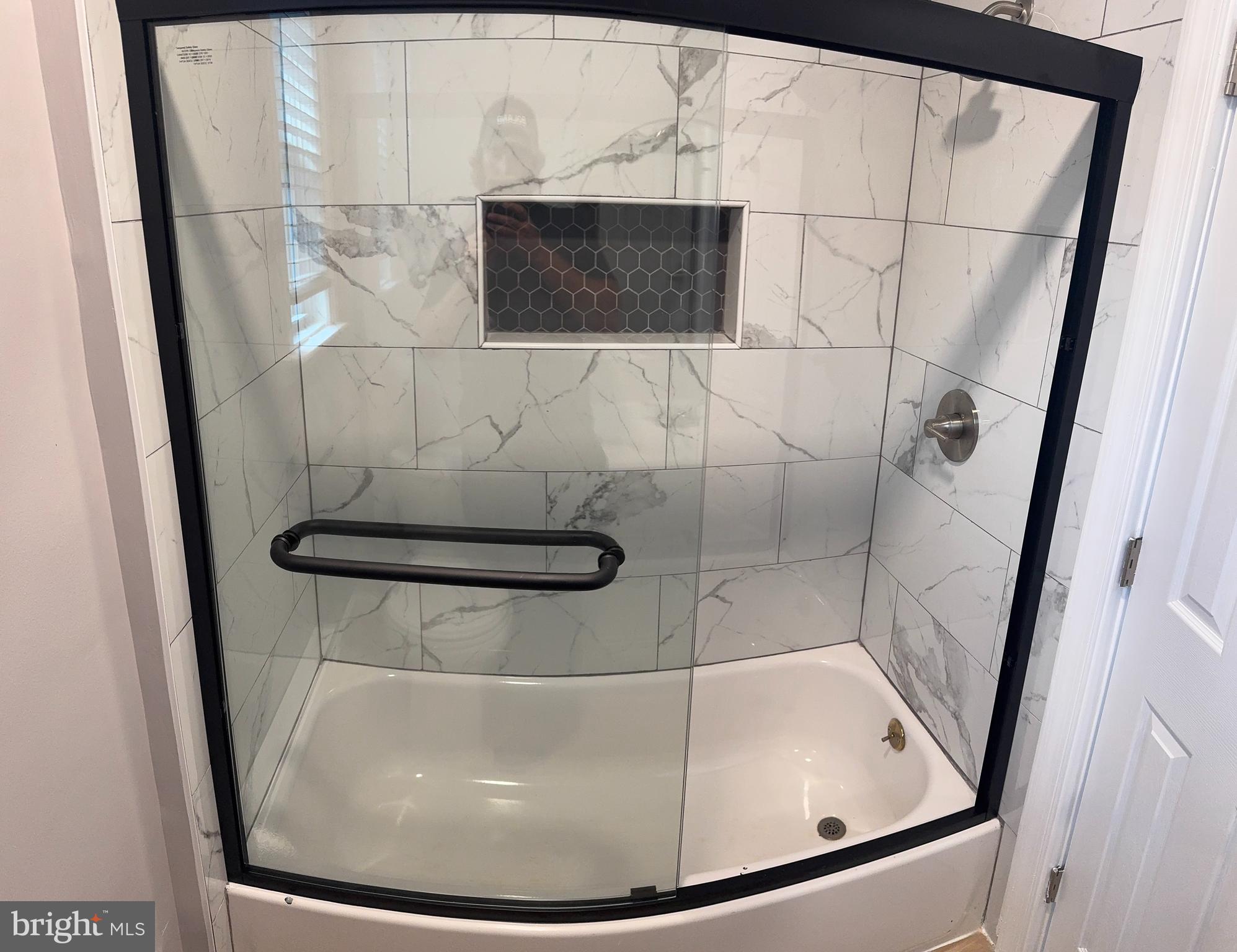 MOUNT RAINIER - Residential Lease