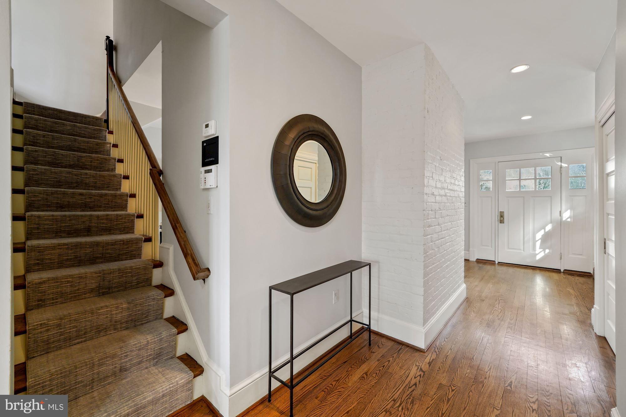 WESLEY HEIGHTS - Residential