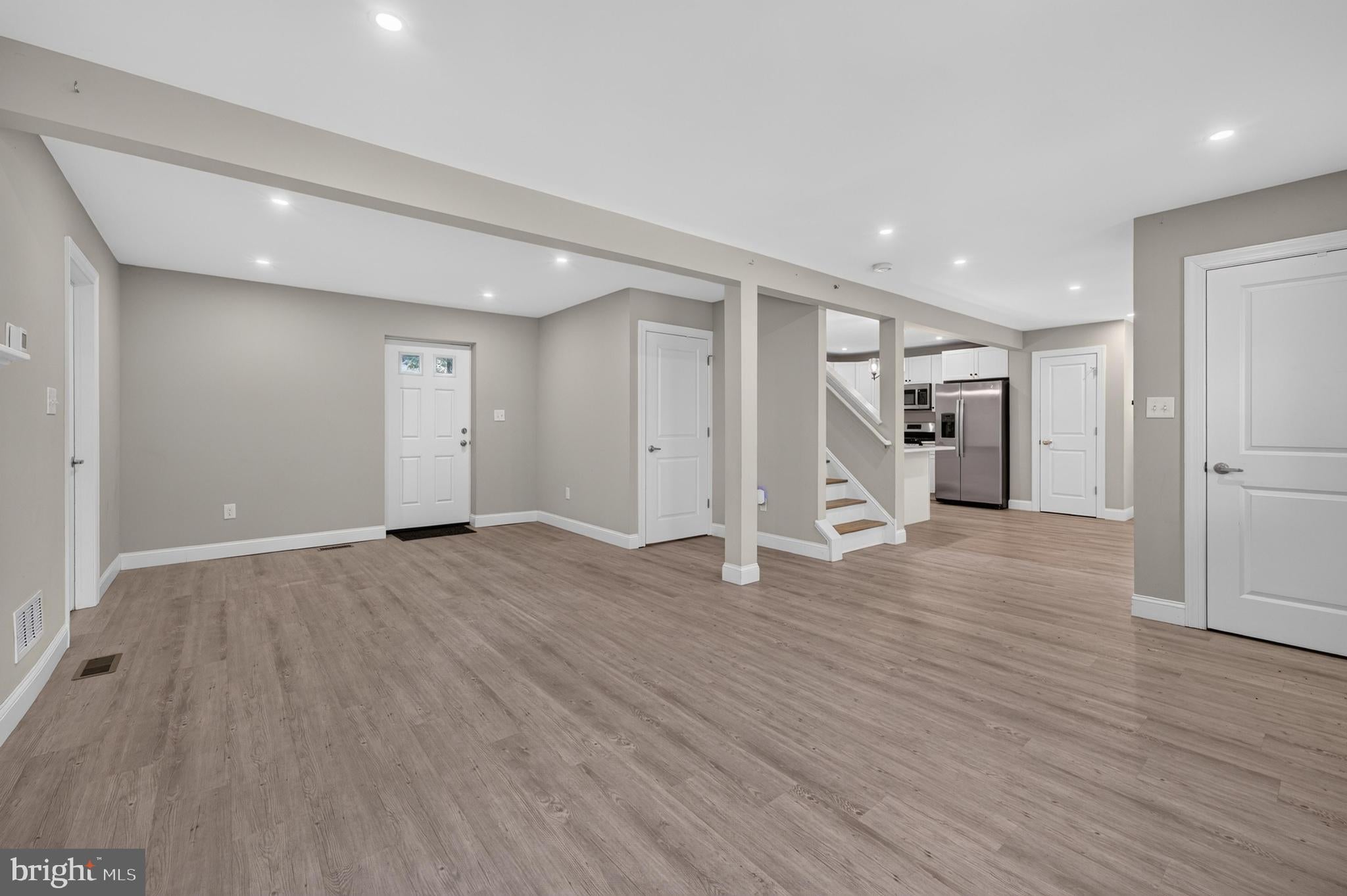 62 HIGGINS AVENUE