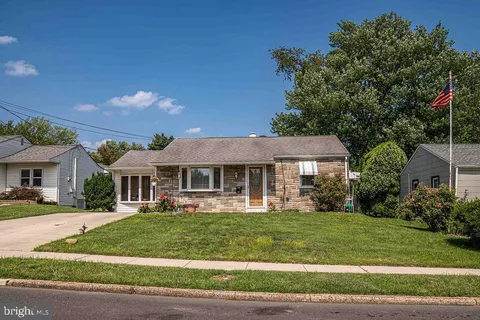 114 Oak Avenue, Bellmawr, NJ 08031 - MLS#: NJCD2090934