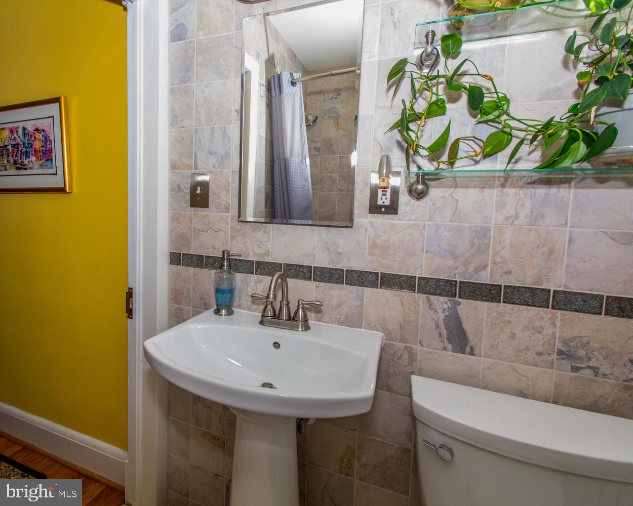 SHADY NOOK - Residential