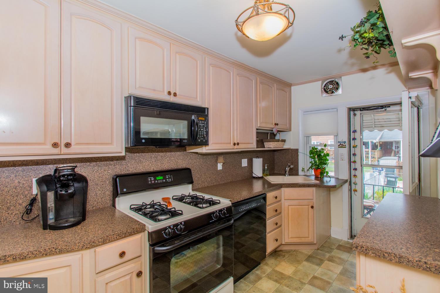 SHADY NOOK - Residential