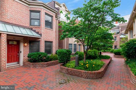 611 N TAZEWELL STREET ARLINGTON VA 22203