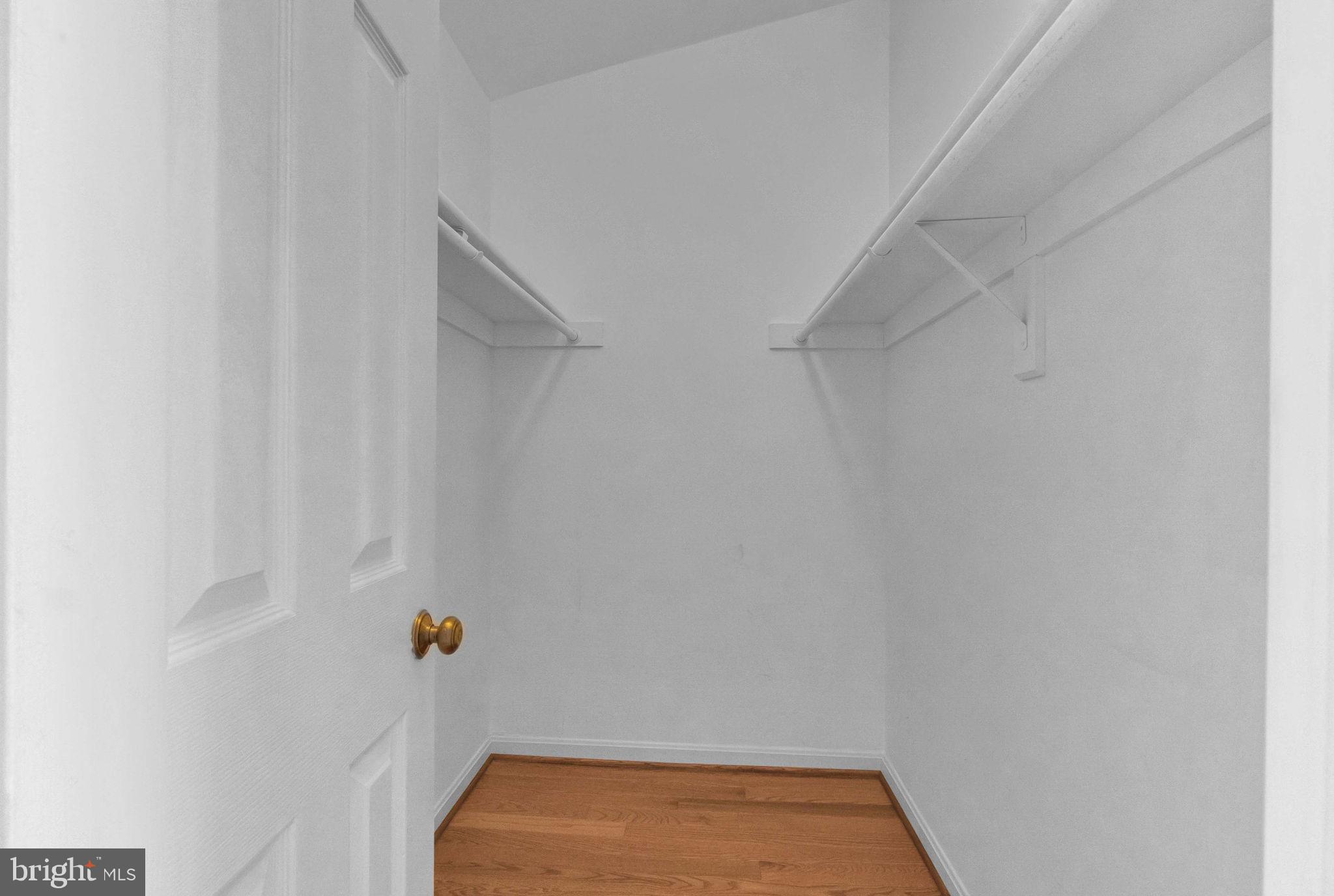 TOWNES OF BALLSTON - Residential