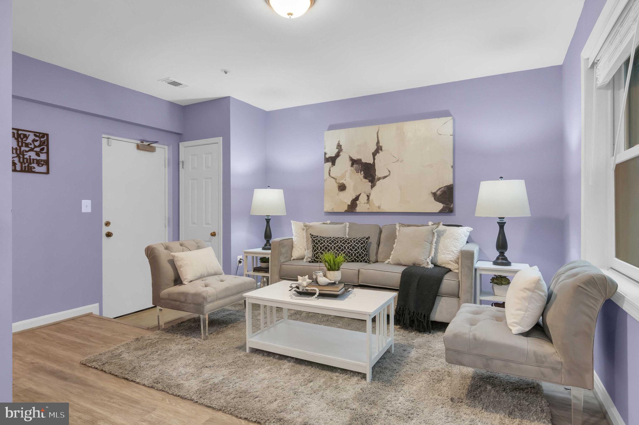 TOWNES OF BALLSTON - Residential