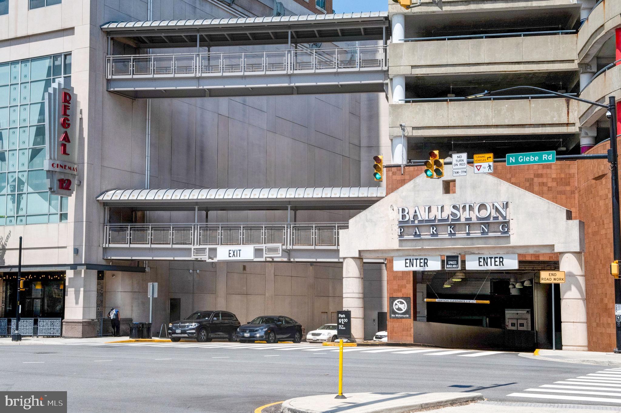 TOWNES OF BALLSTON - Residential