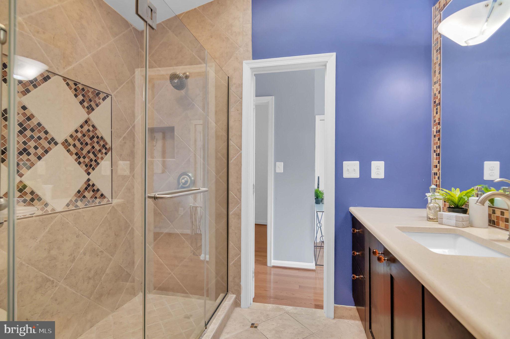 TOWNES OF BALLSTON - Residential