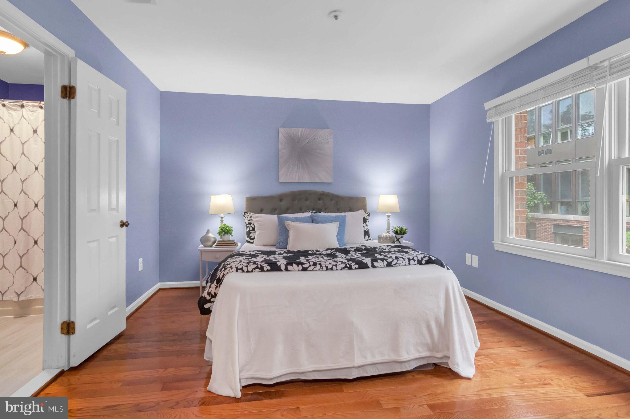 TOWNES OF BALLSTON - Residential