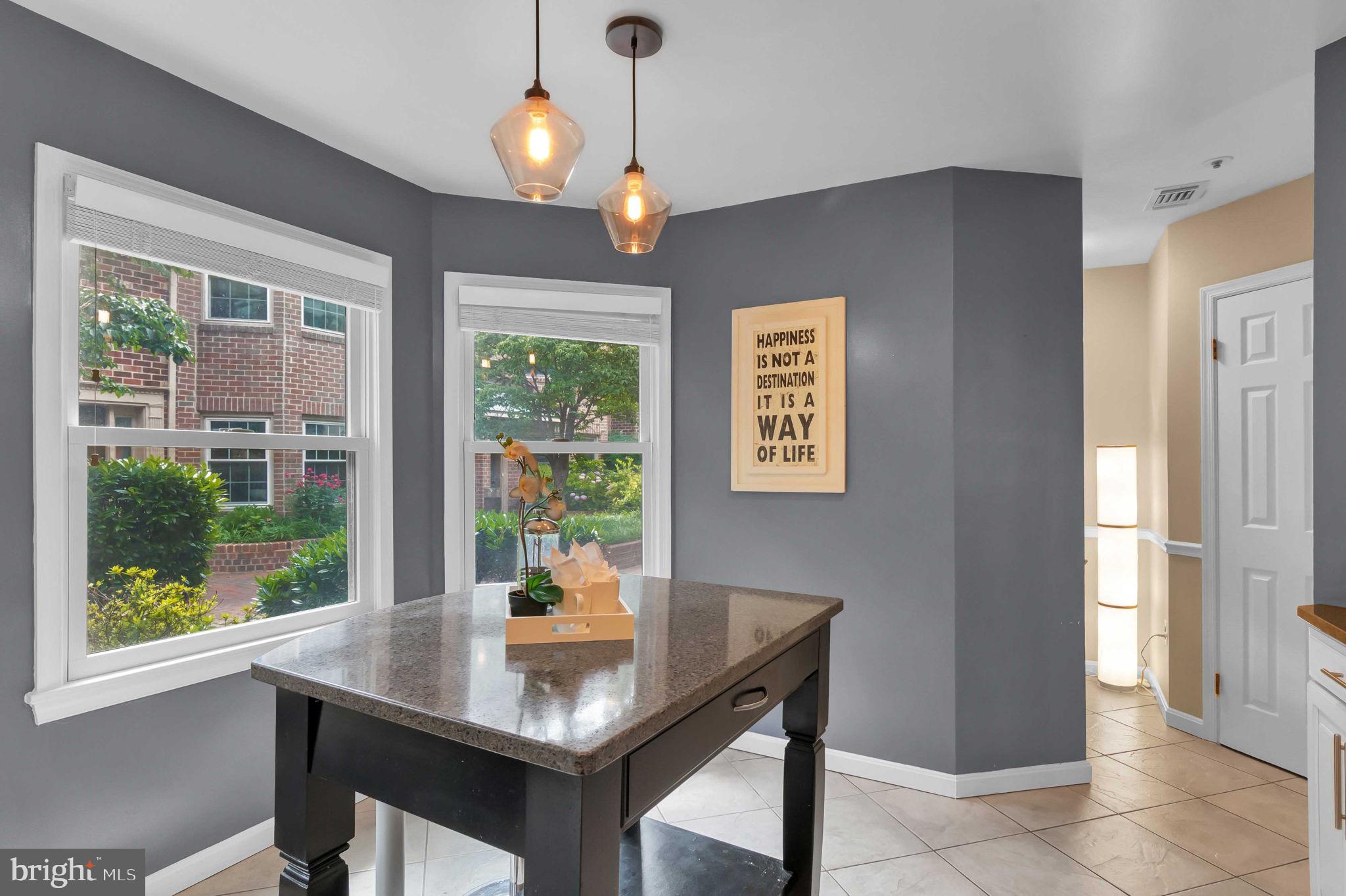 TOWNES OF BALLSTON - Residential