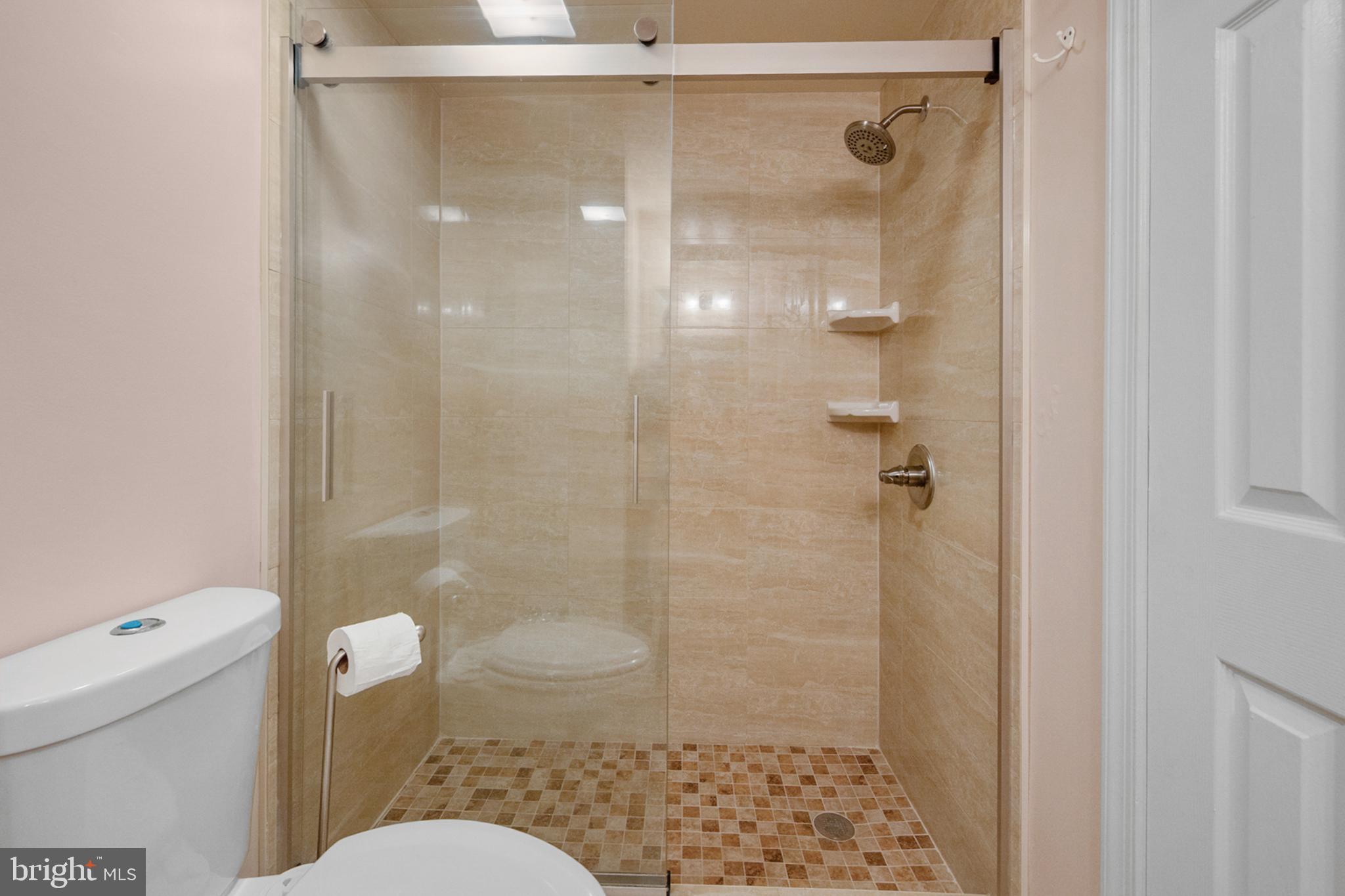 BELLE POND FARM - Residential